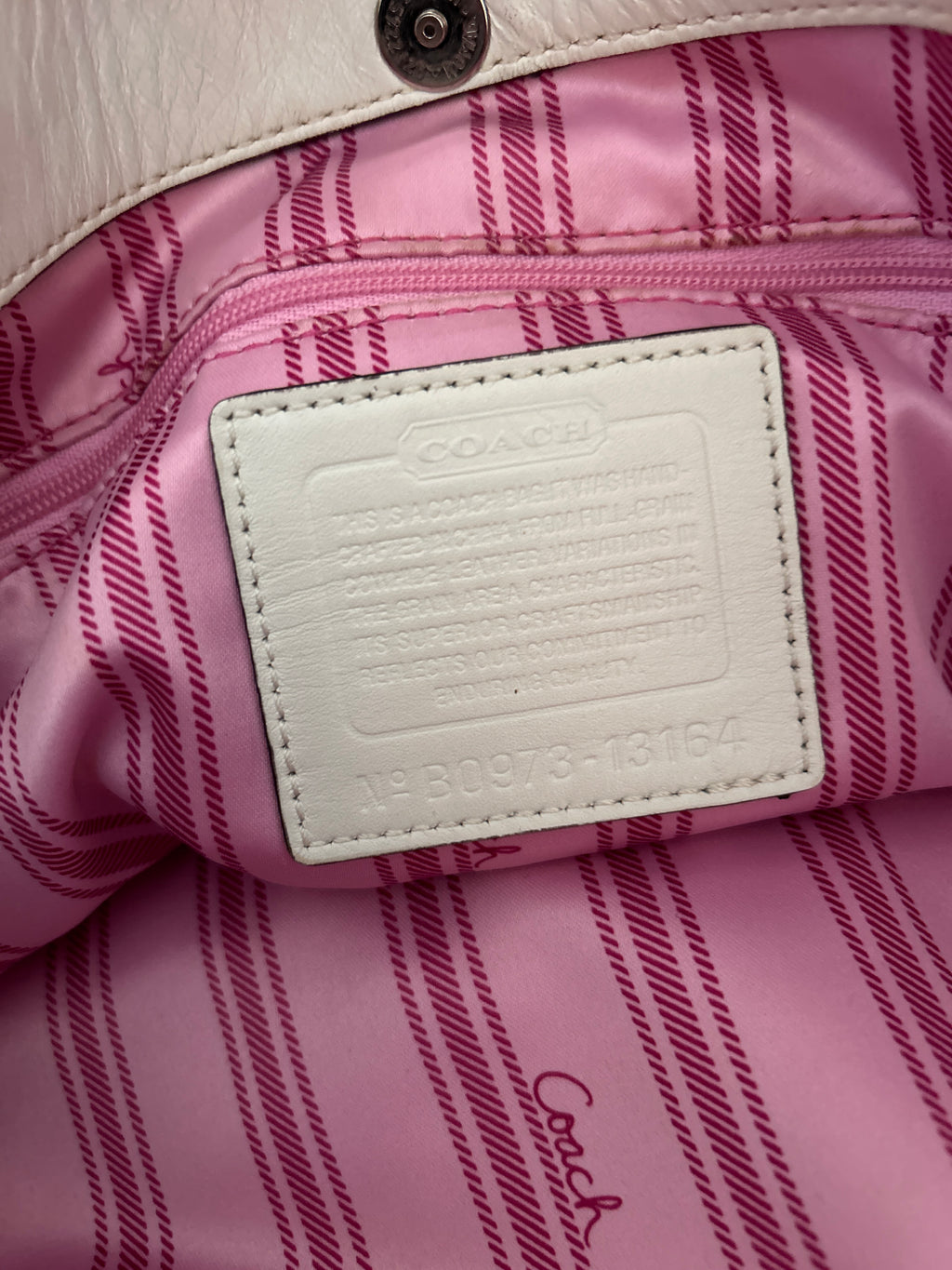 Vintage Coach white leather shoulder bag
