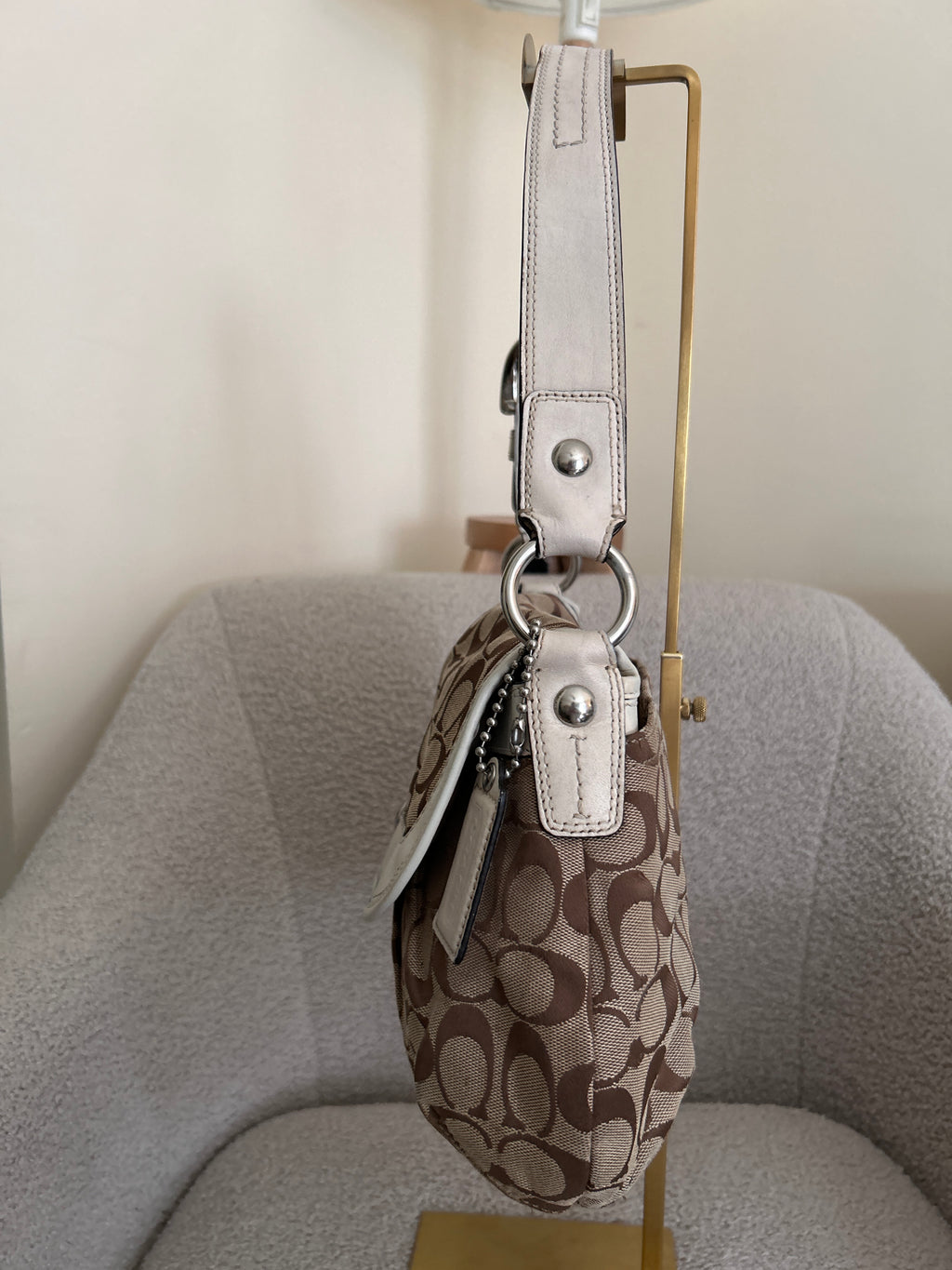 Vintage Coach flap shoulder bag