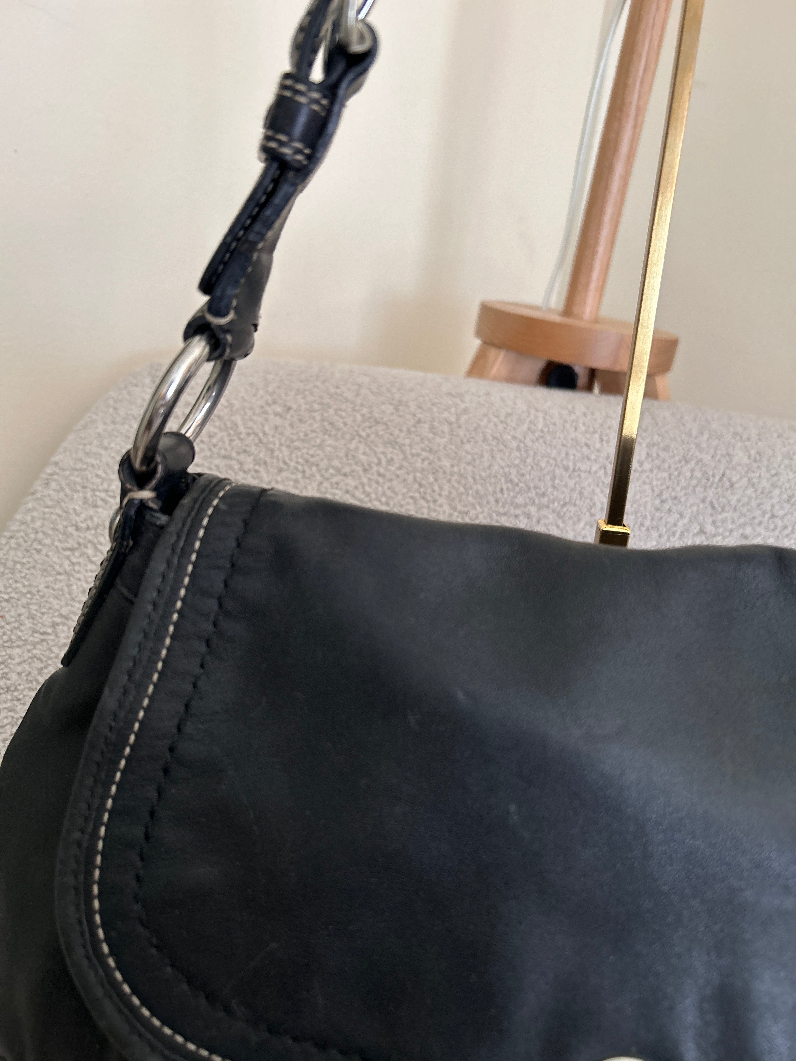 Vintage Coach black leather flap shoulder bag