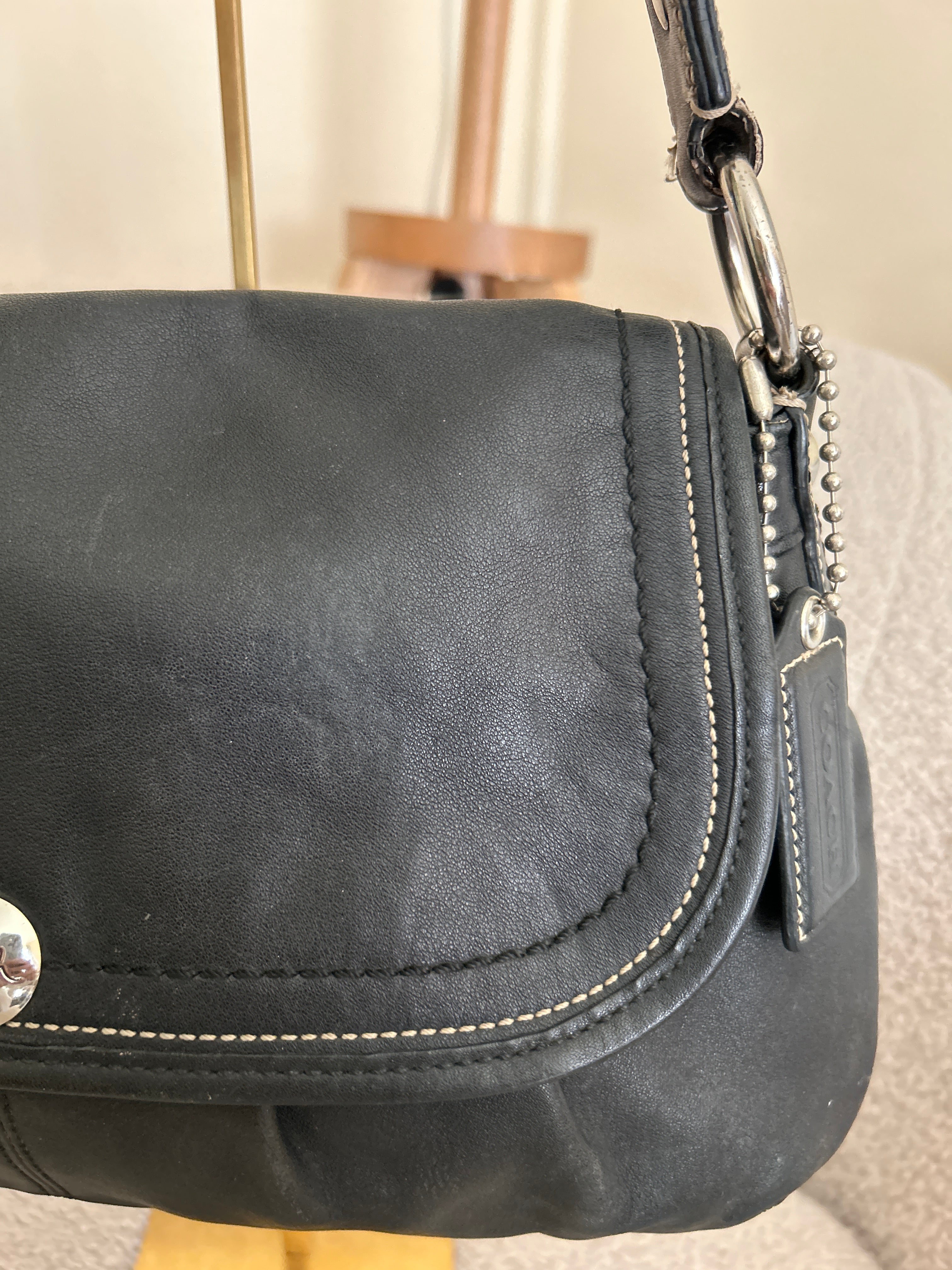 Vintage Coach black leather flap shoulder bag