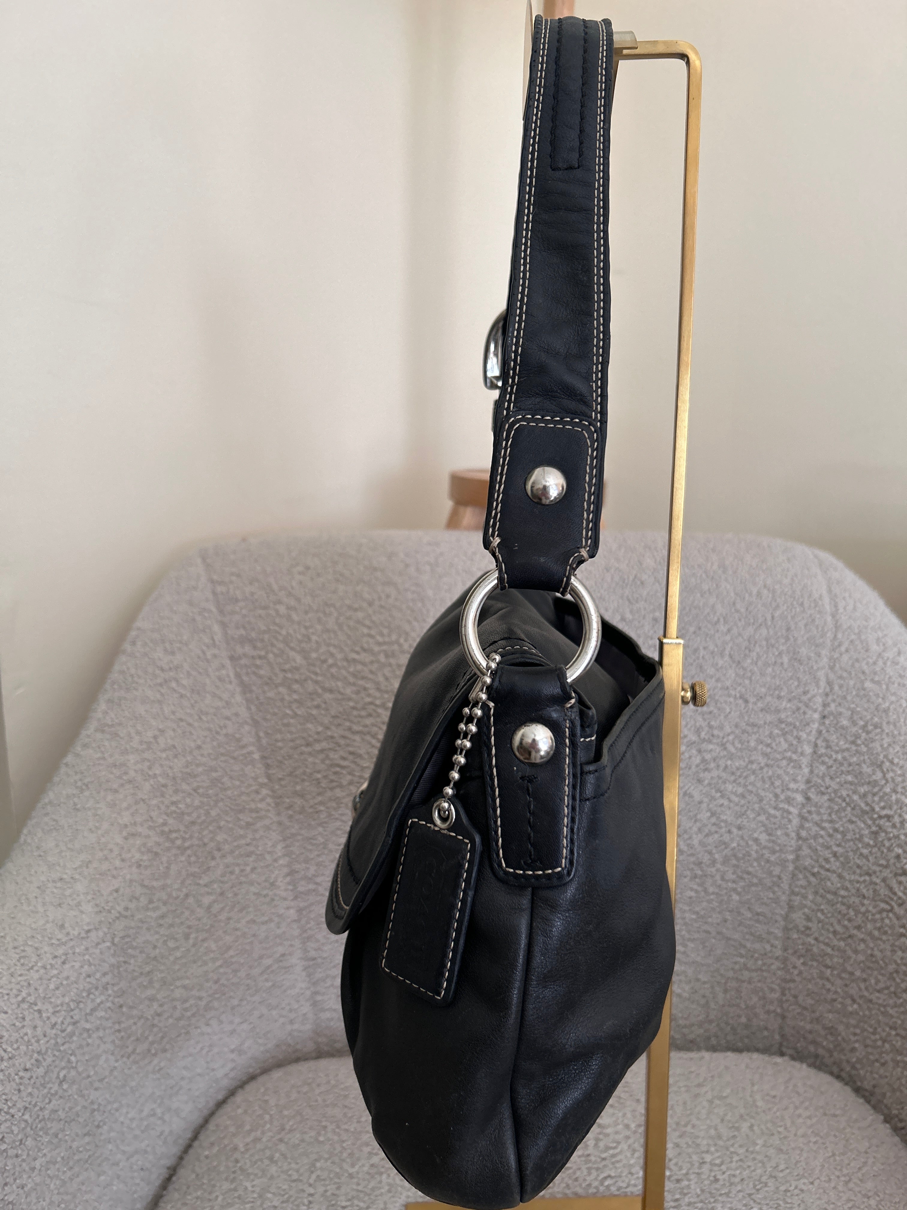 Vintage Coach black leather flap shoulder bag