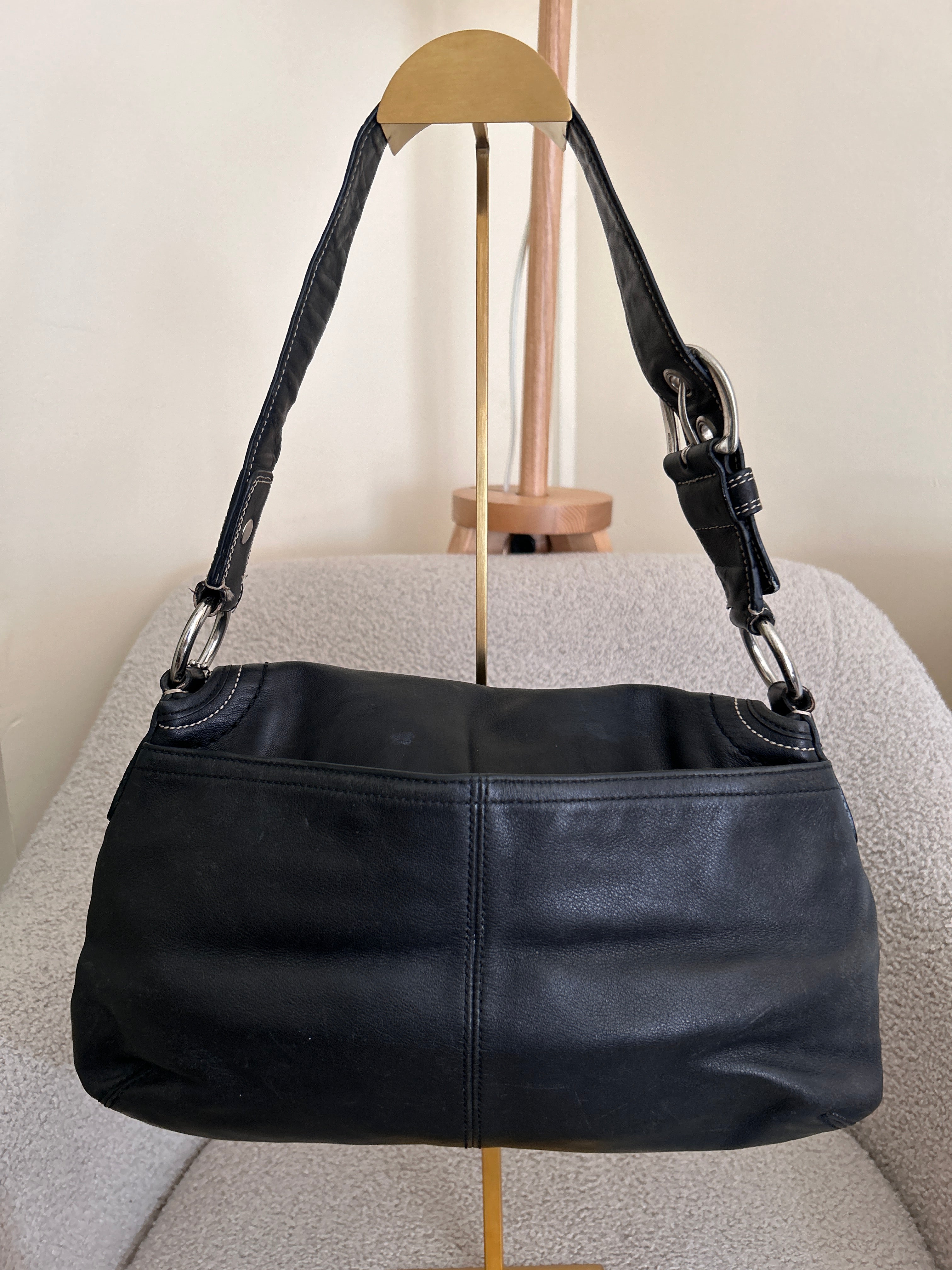 Vintage Coach black leather flap shoulder bag