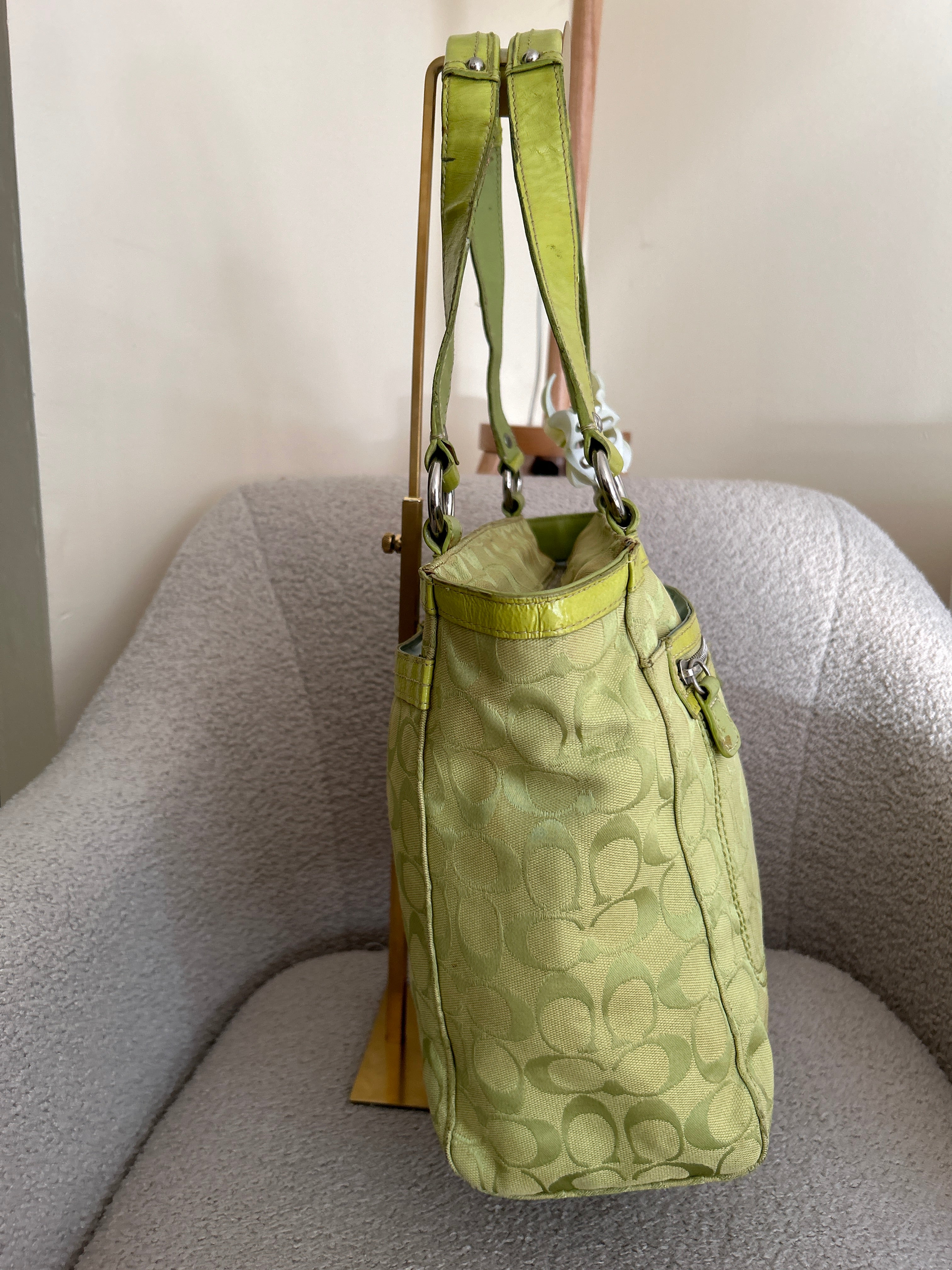 Vintage Coach green tote shoulder bag