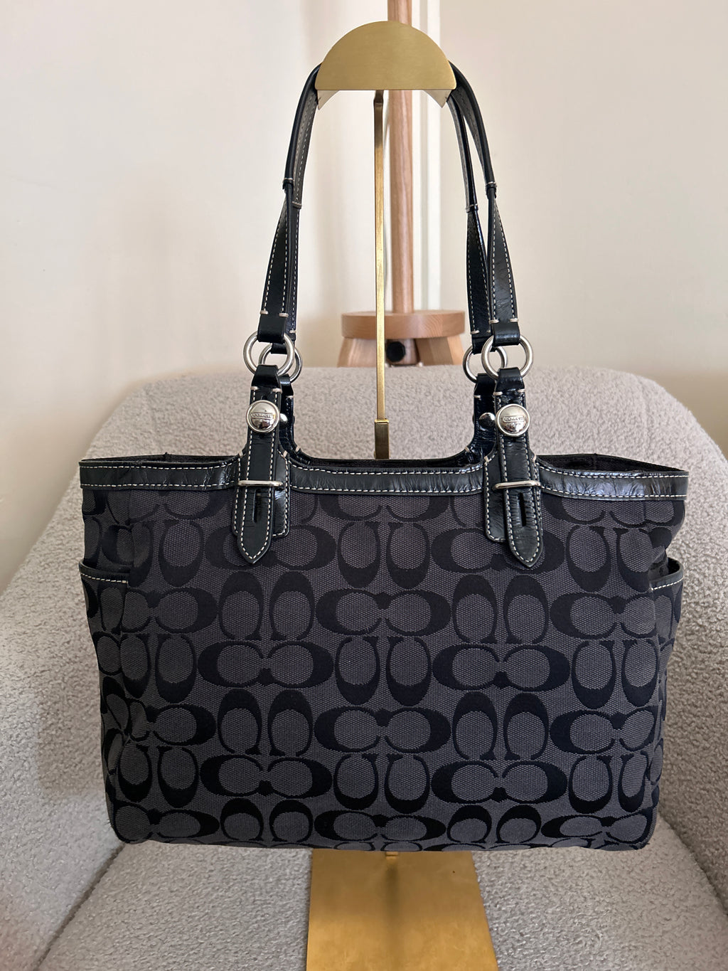 Vintage Coach grey and blue shoulder bag
