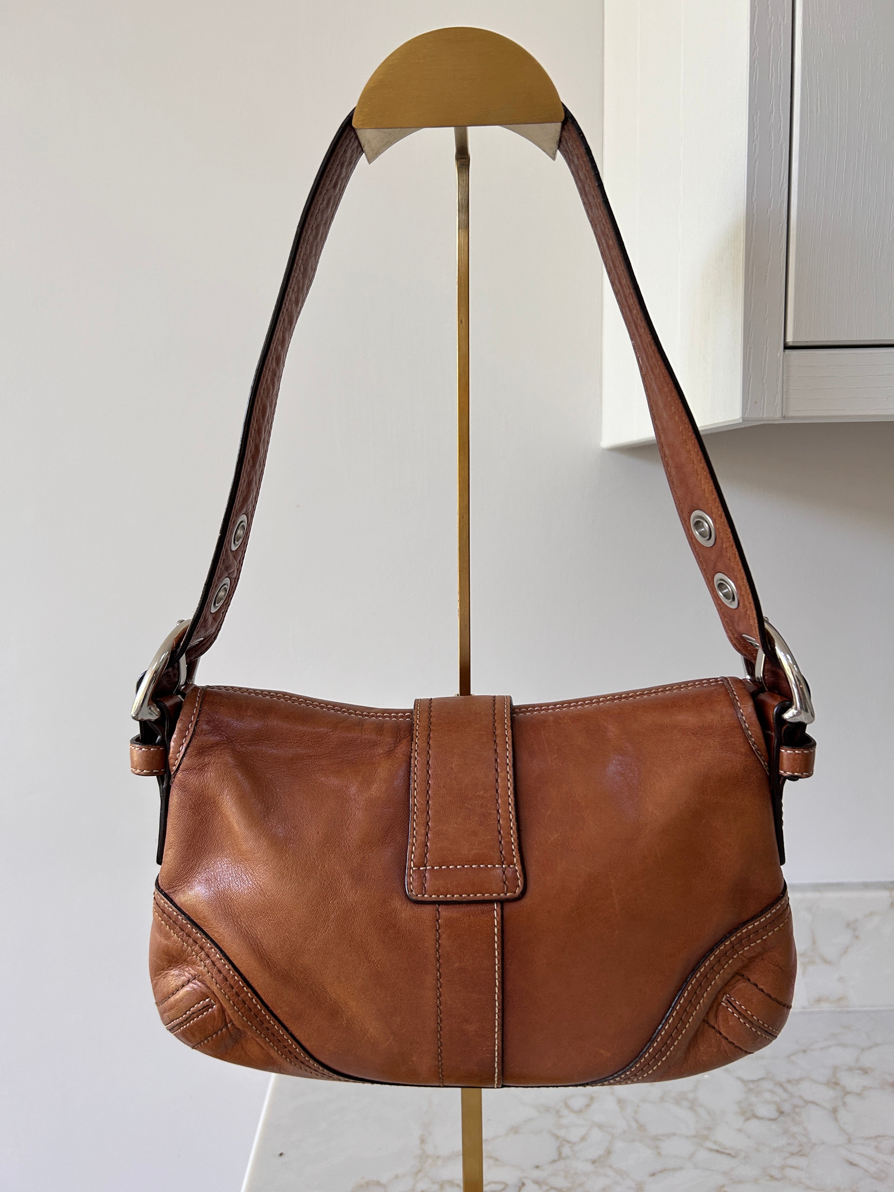 Vintage Coach Soho tan leather shoulder bag