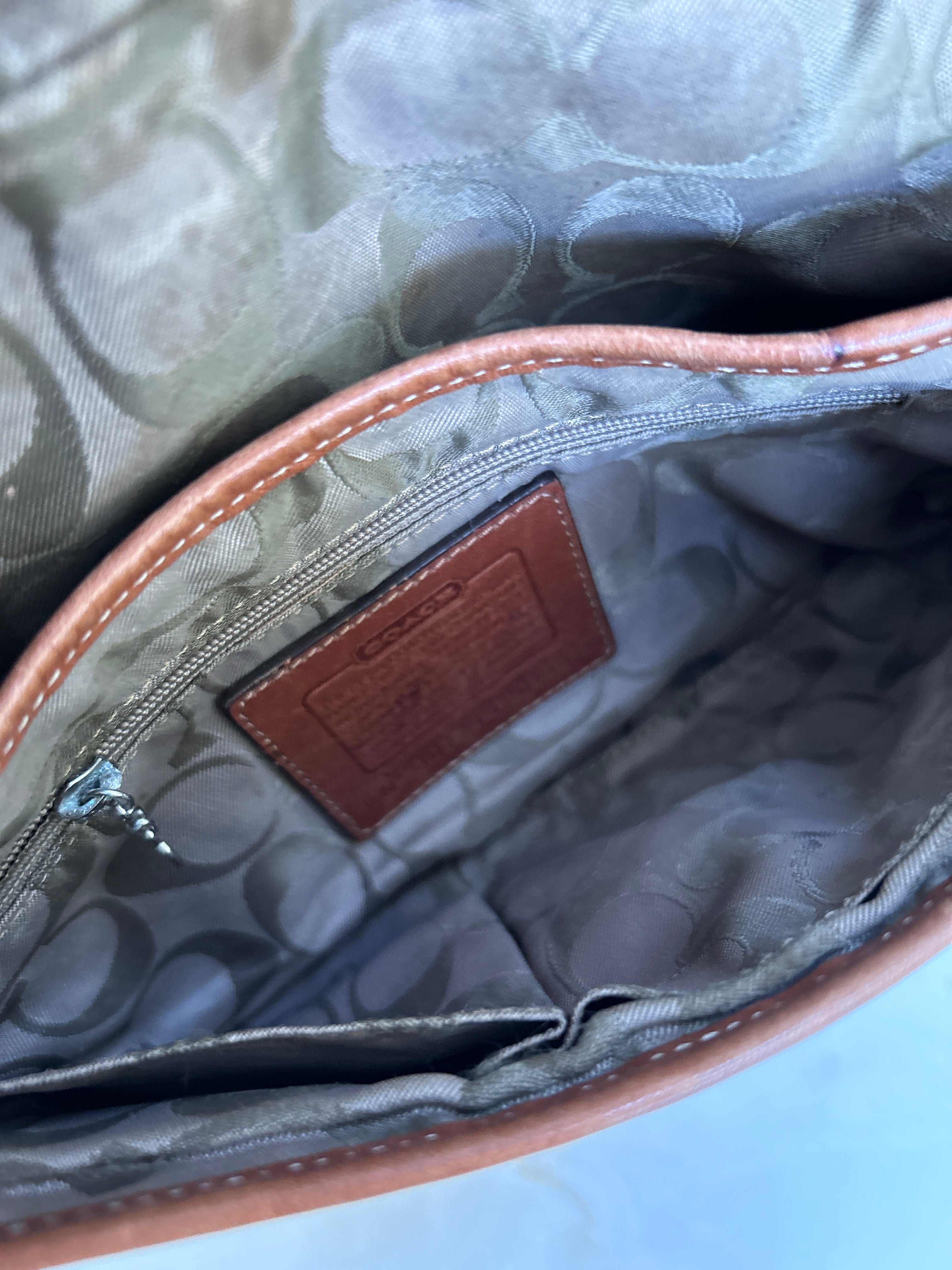 Vintage Coach Soho tan leather shoulder bag