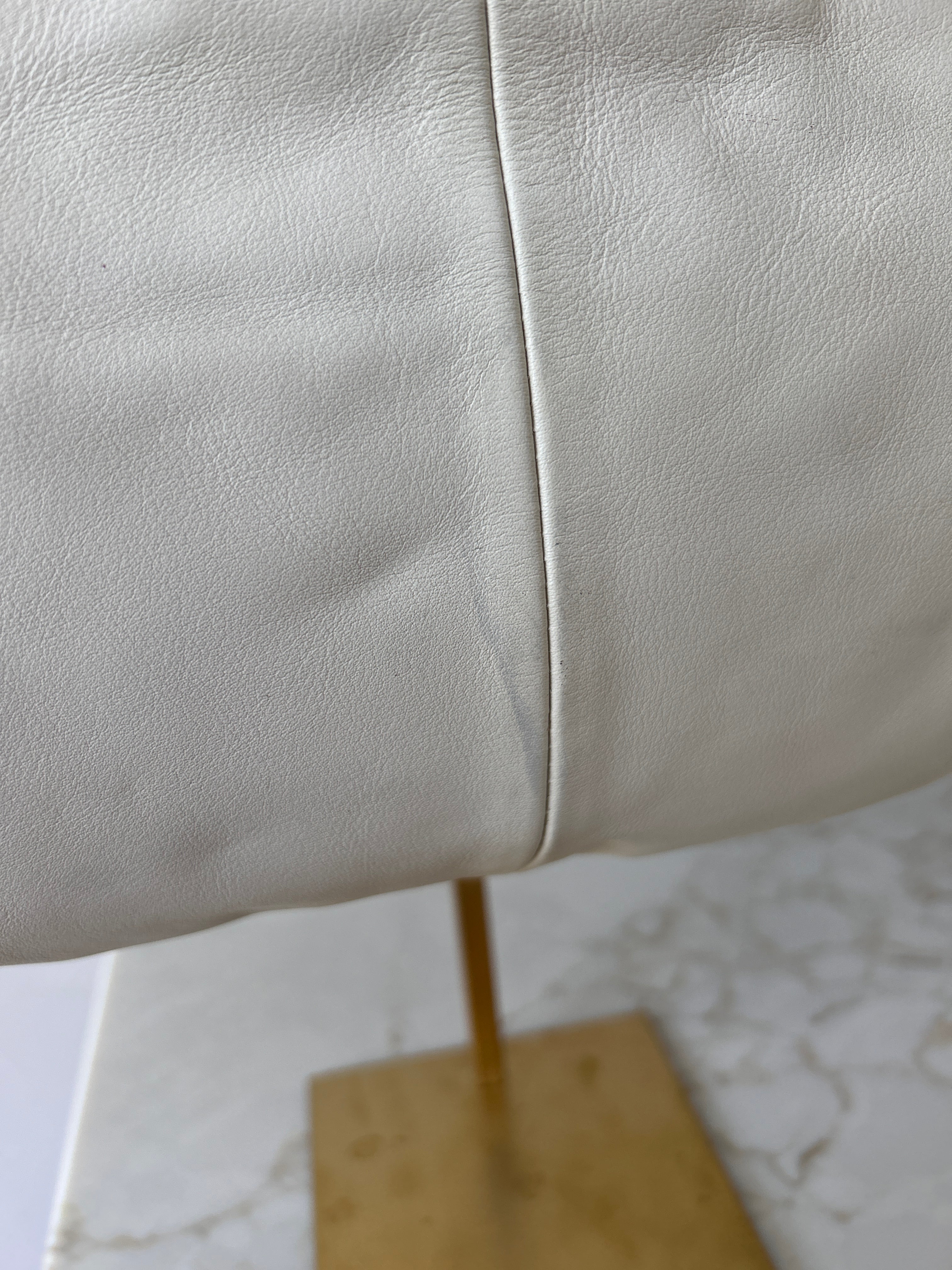 Vintage Coach Soho white leather shoulder bag