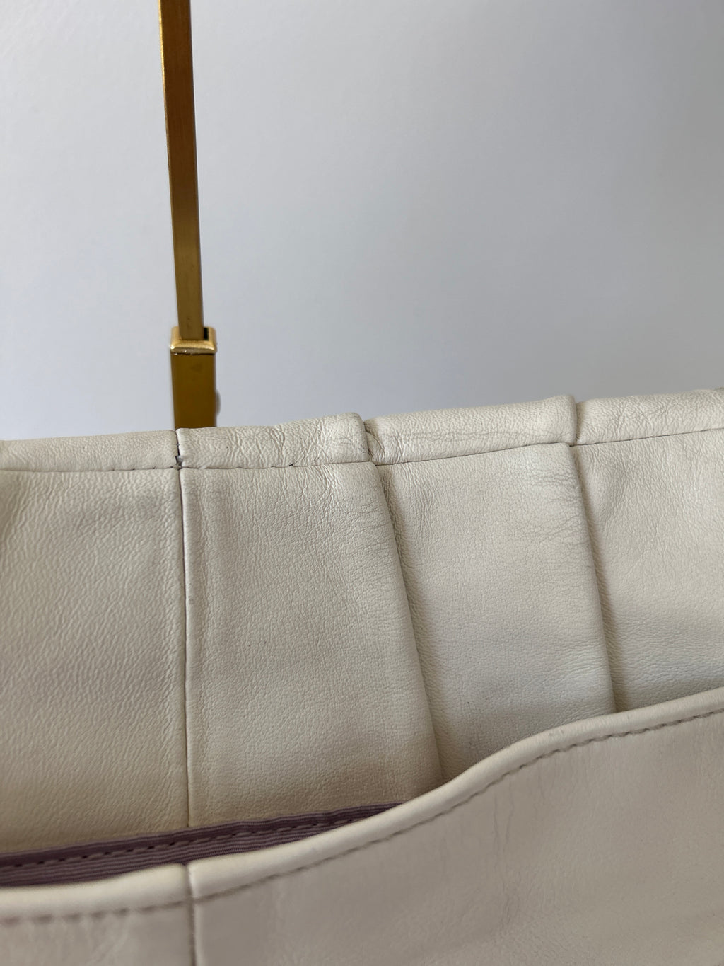 Vintage Coach Soho white leather shoulder bag