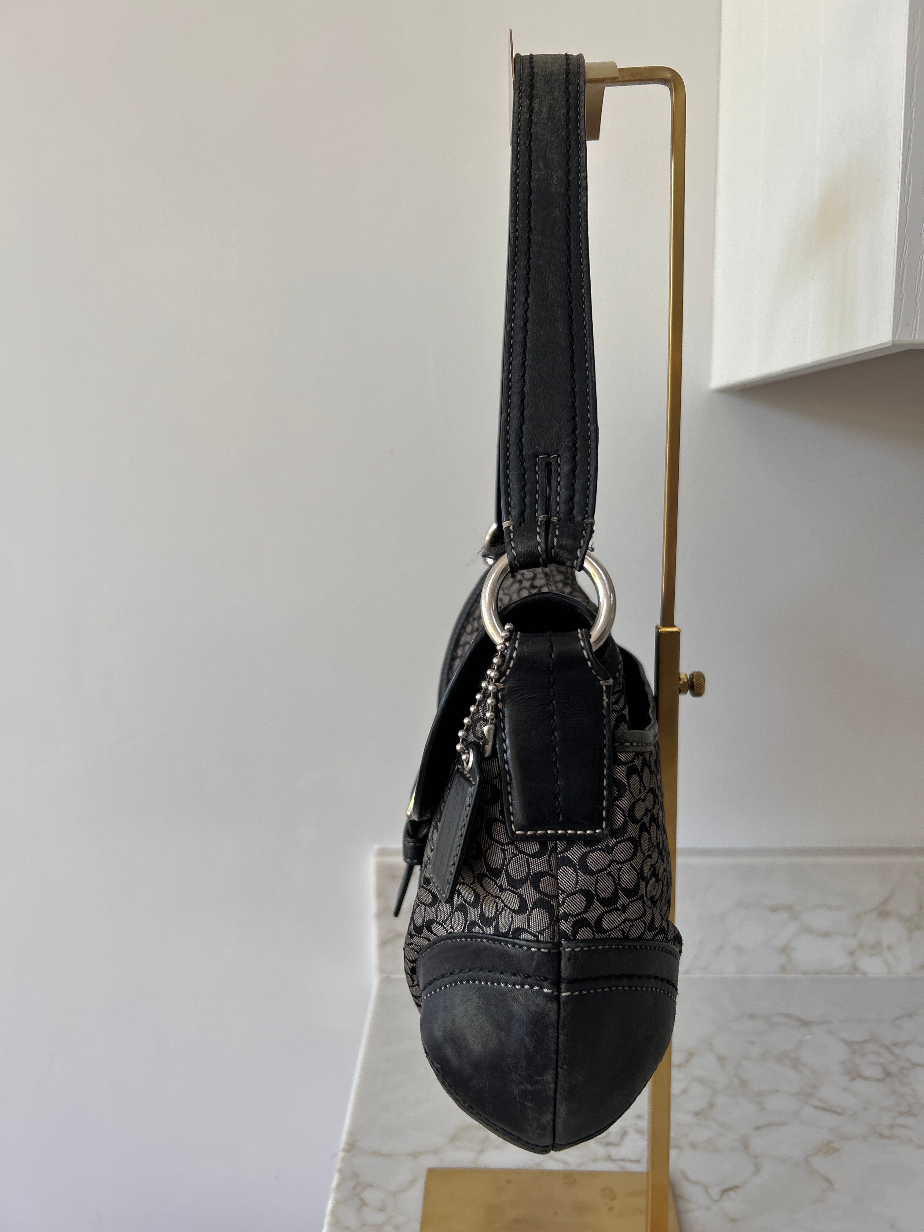 Vintage Coach Soho black shoulder bag