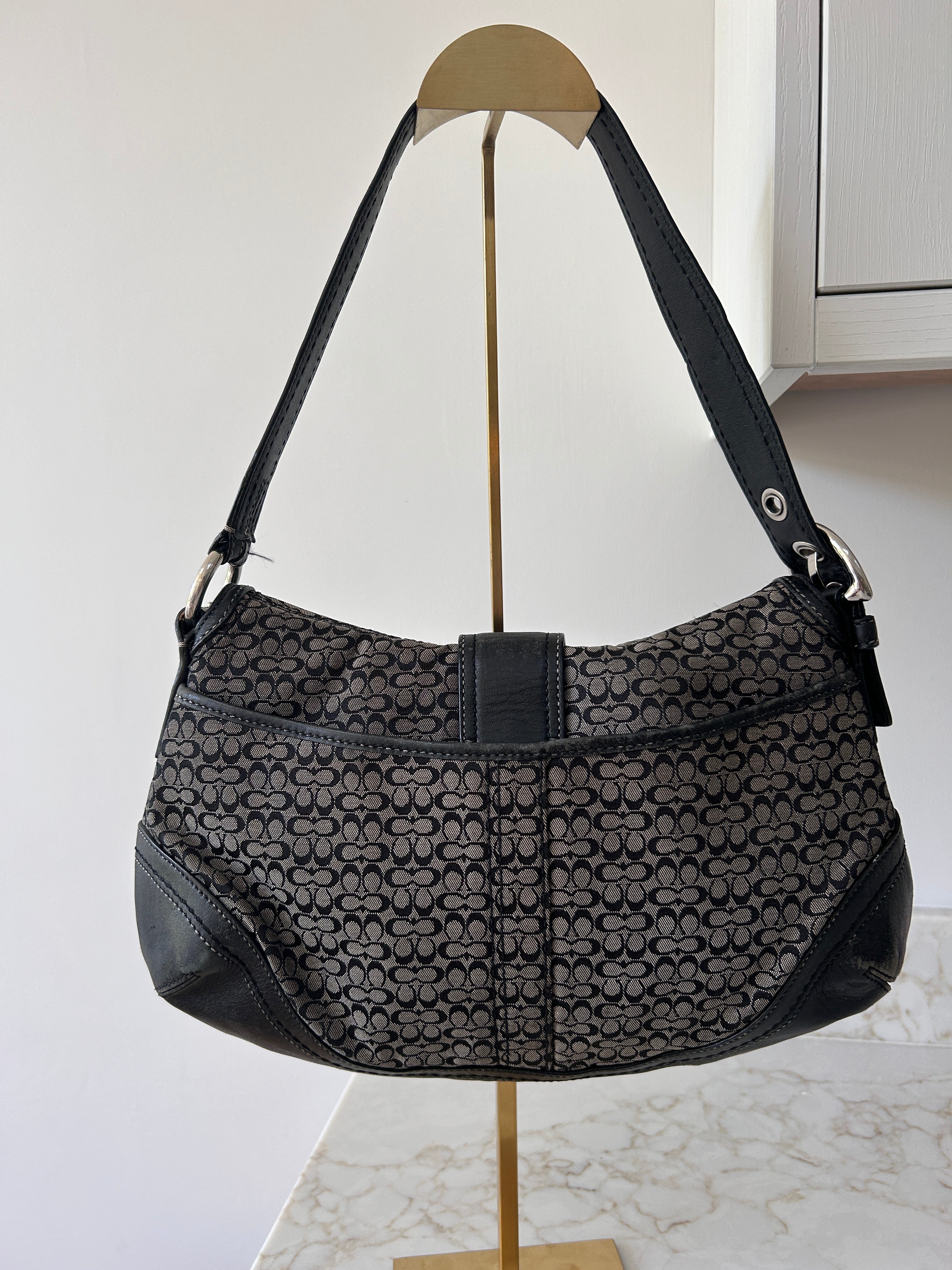 Vintage Coach Soho black shoulder bag