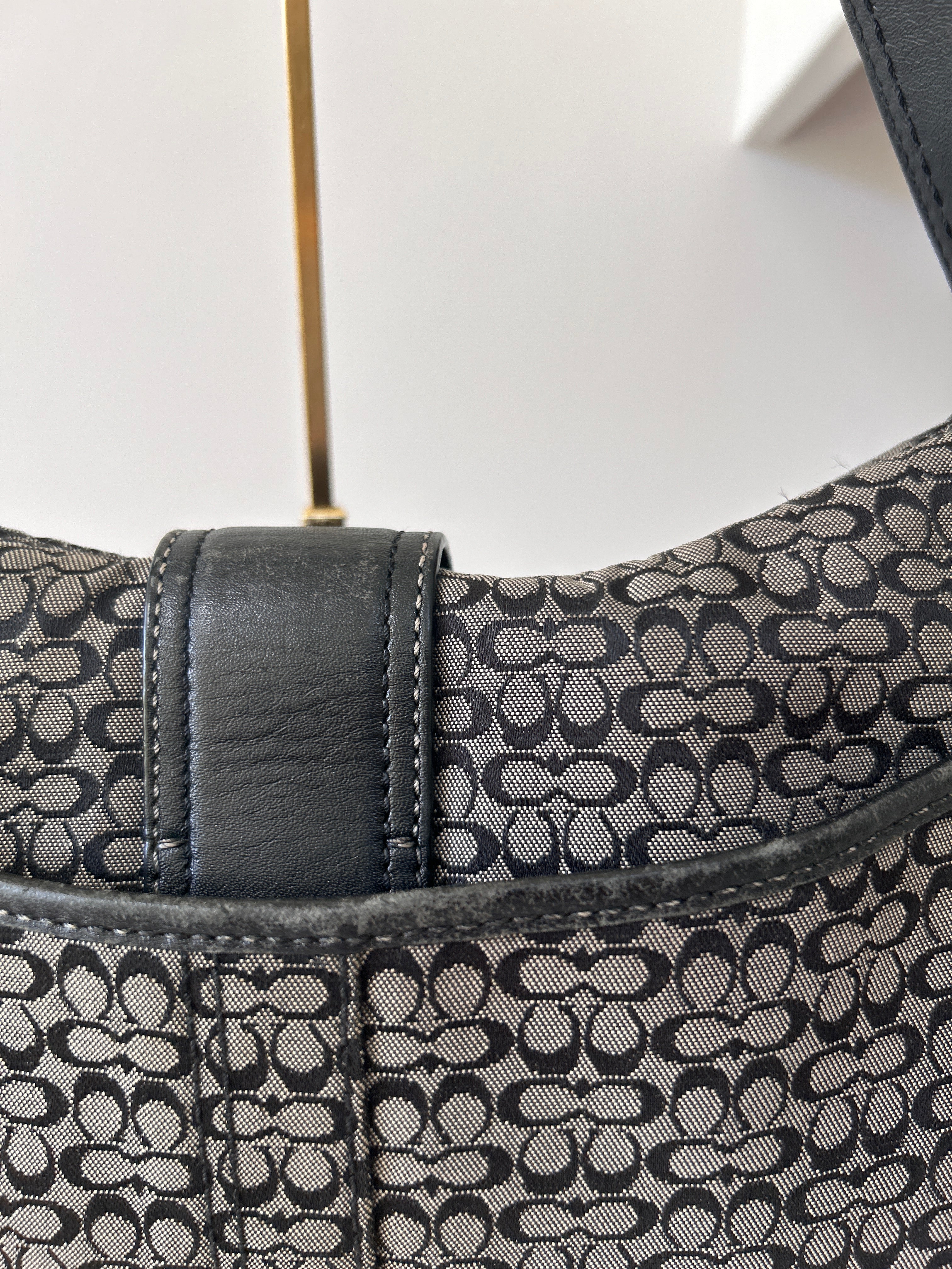 Vintage Coach Soho black shoulder bag