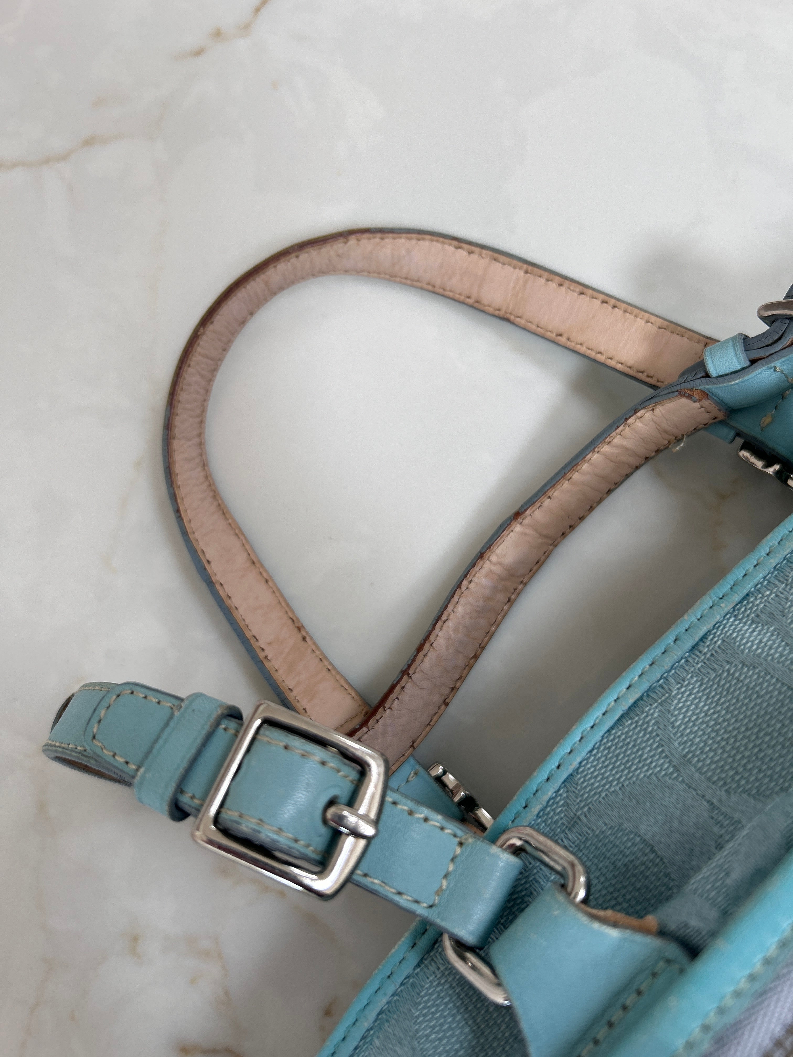 Vintage Coach light blue shoulder bag