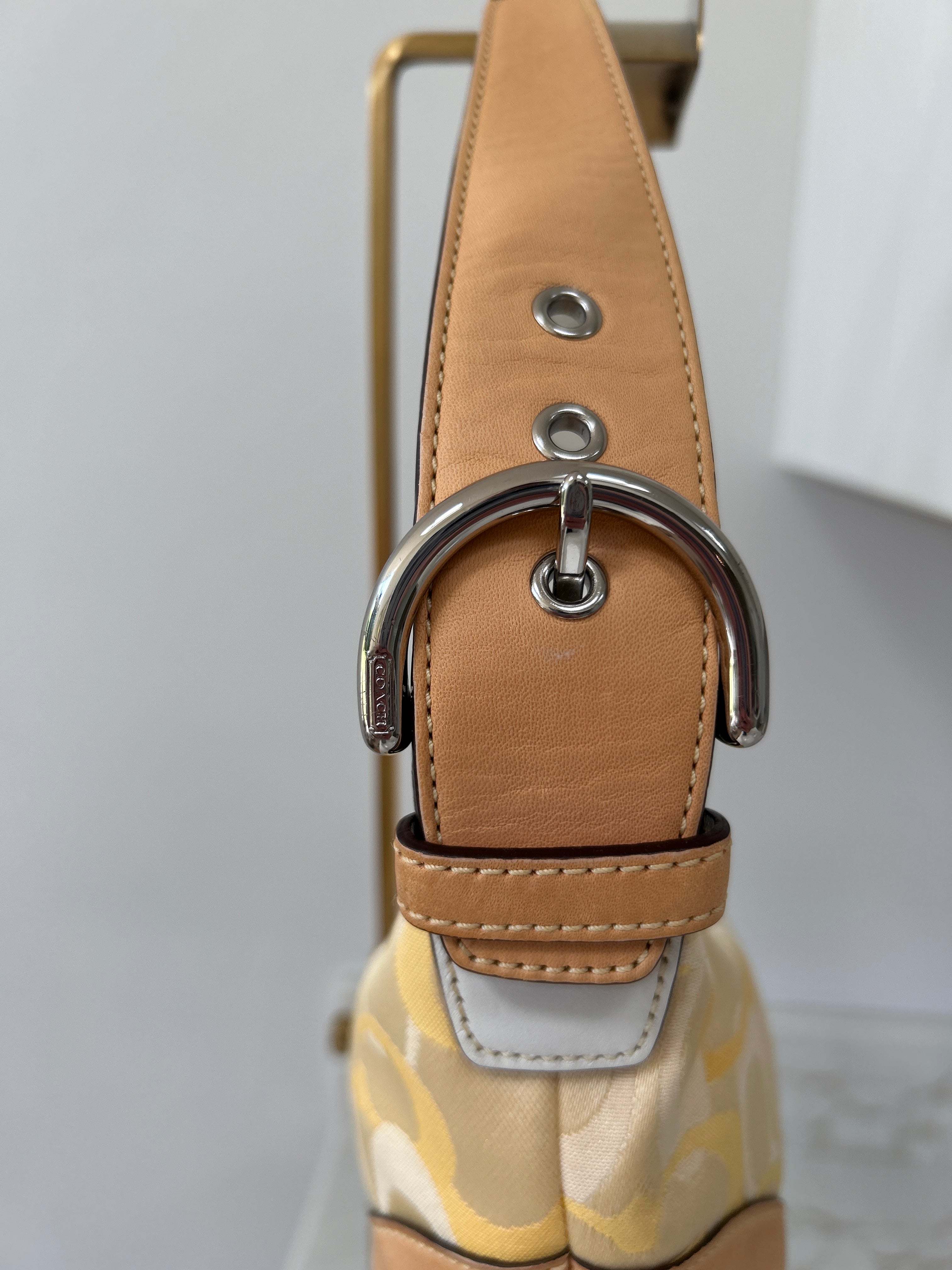 Vintage Coach optic monogram shoulder bag