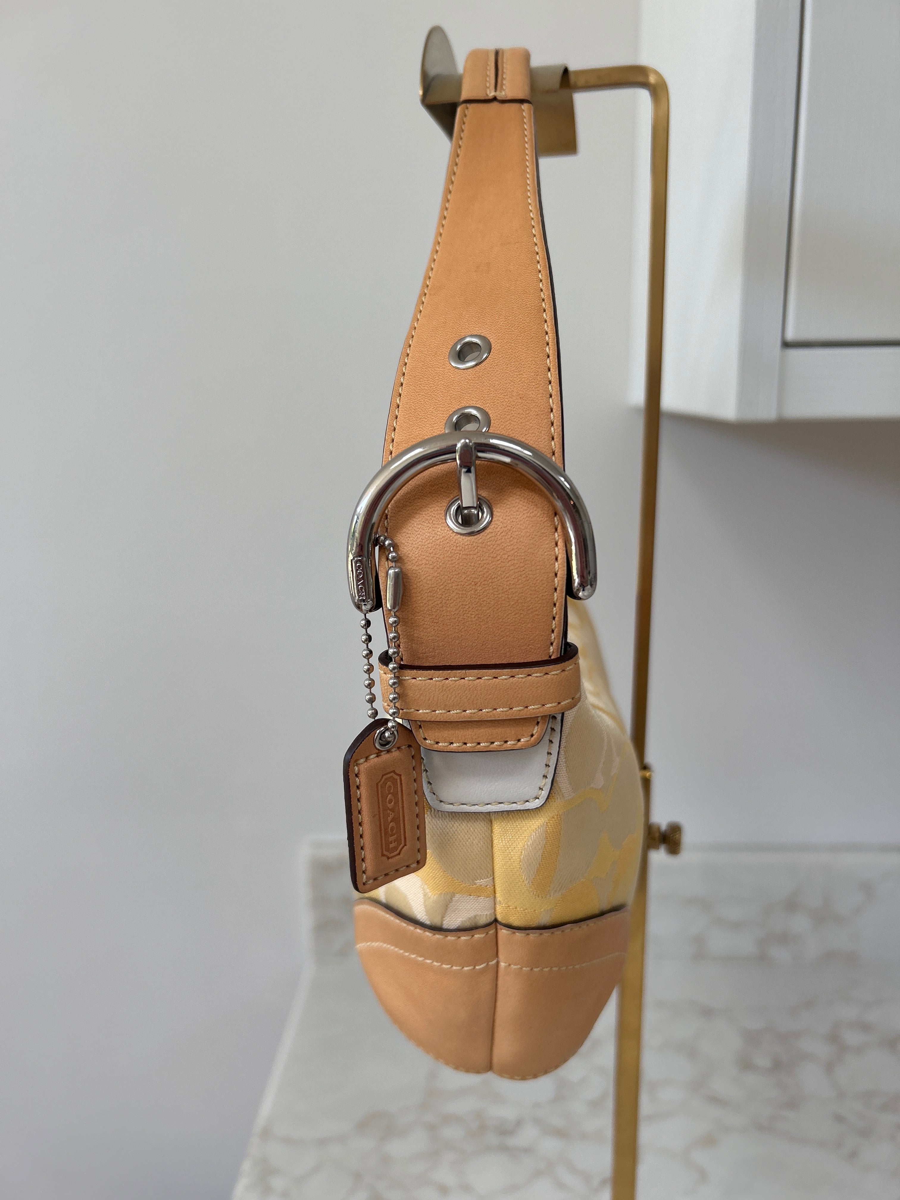 Vintage Coach optic monogram shoulder bag