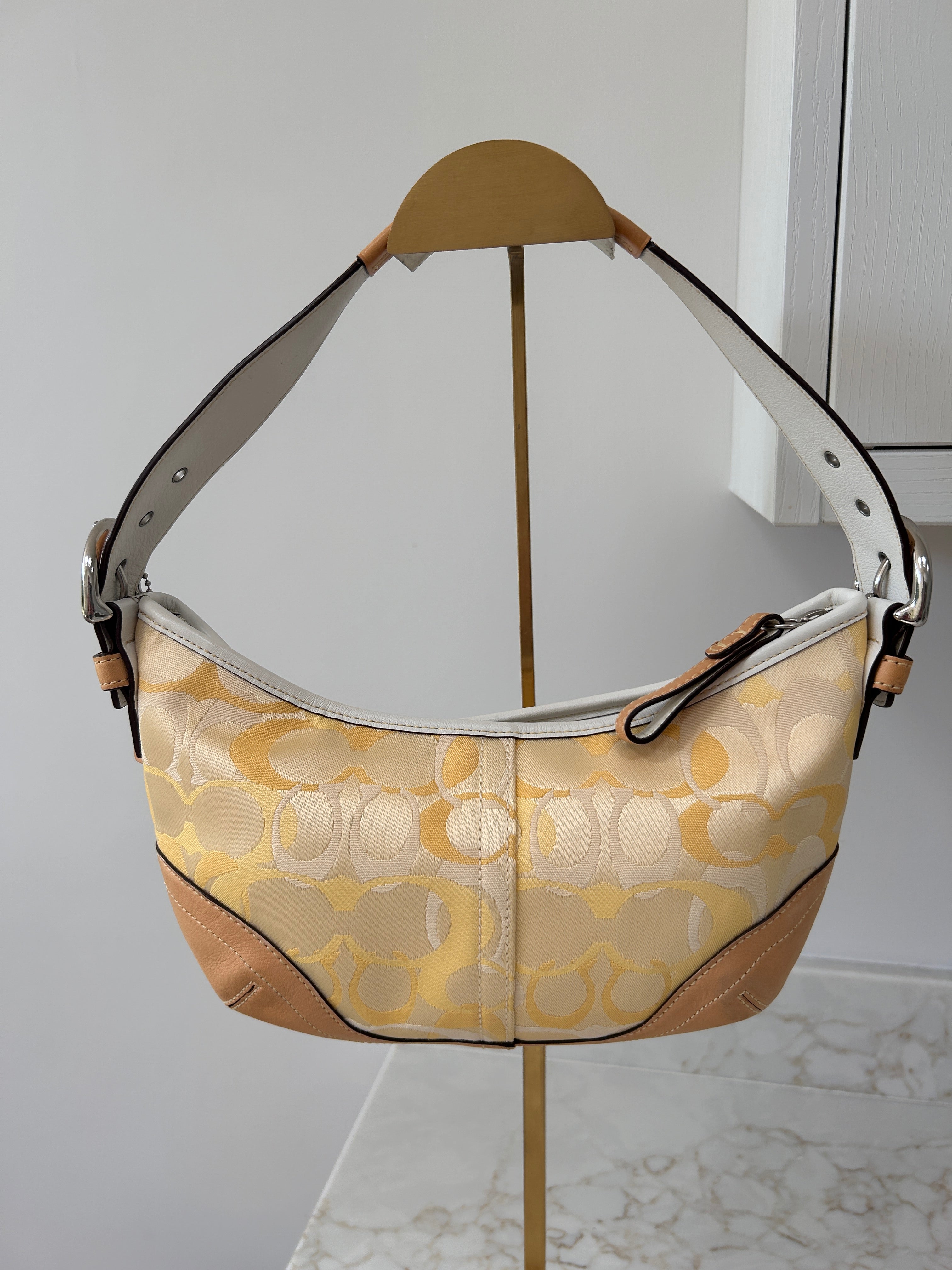 Vintage Coach optic monogram shoulder bag