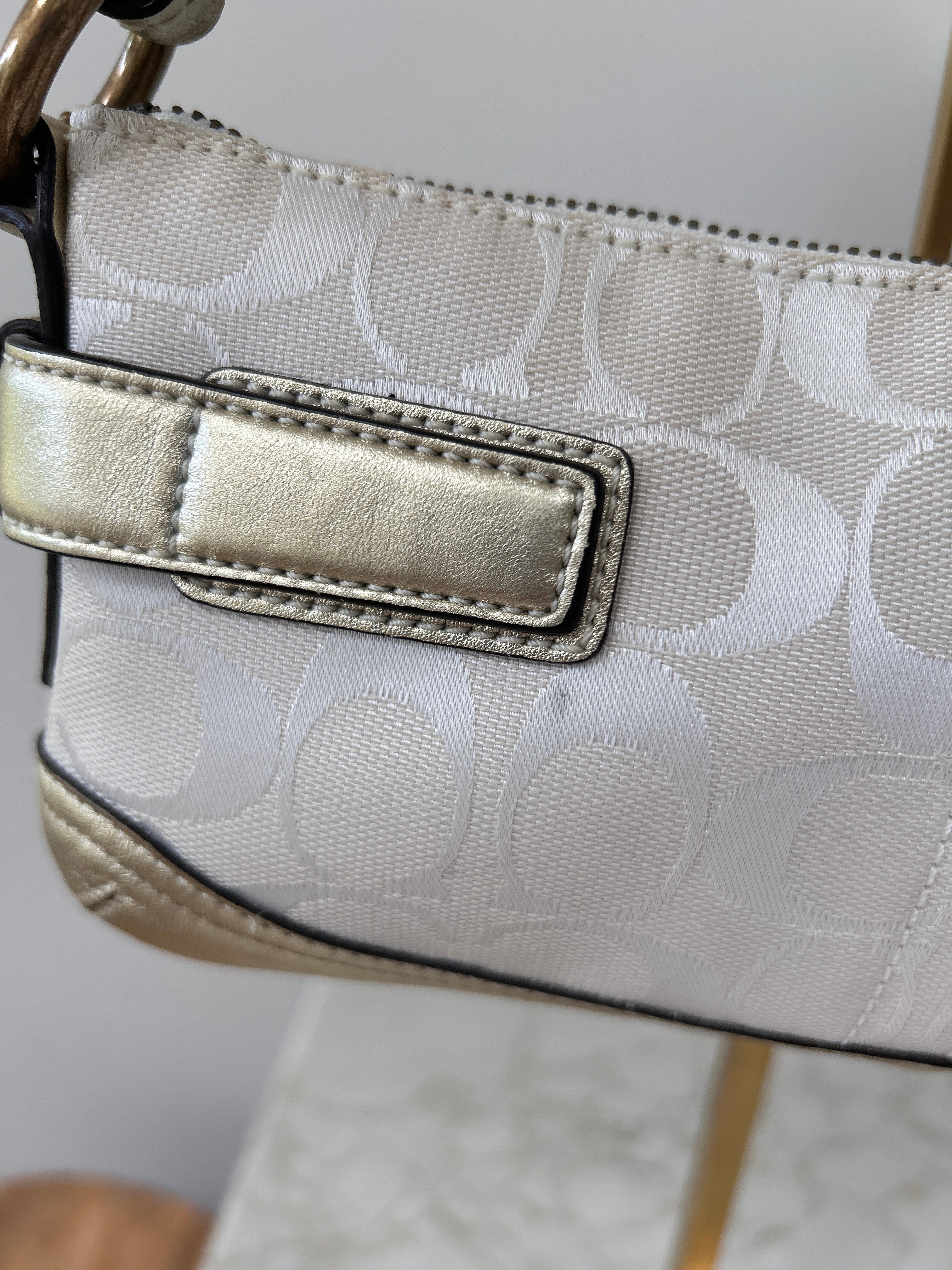 Vintage Coach mini Soho buckle shoulder bag