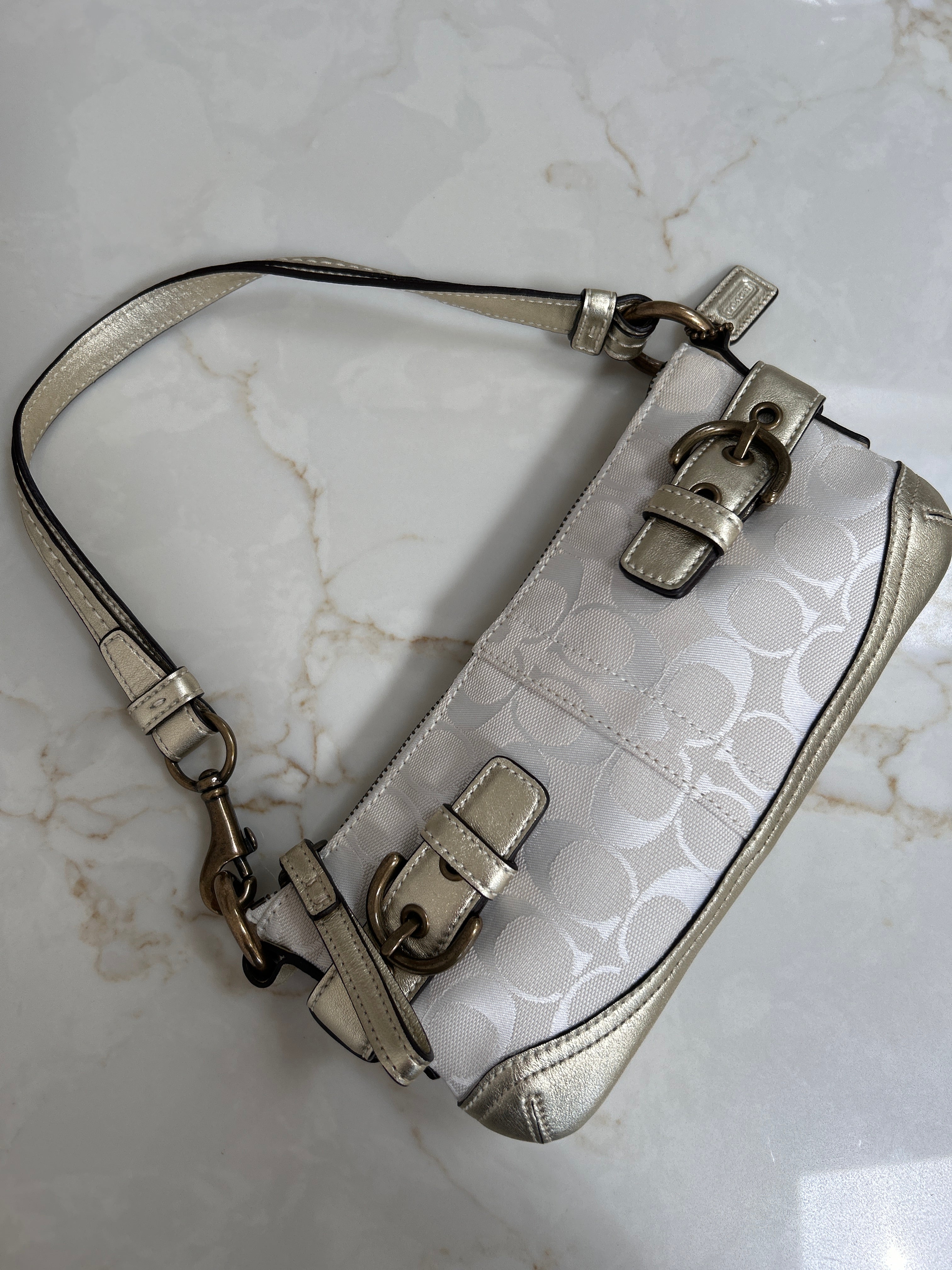 Vintage Coach mini Soho buckle shoulder bag