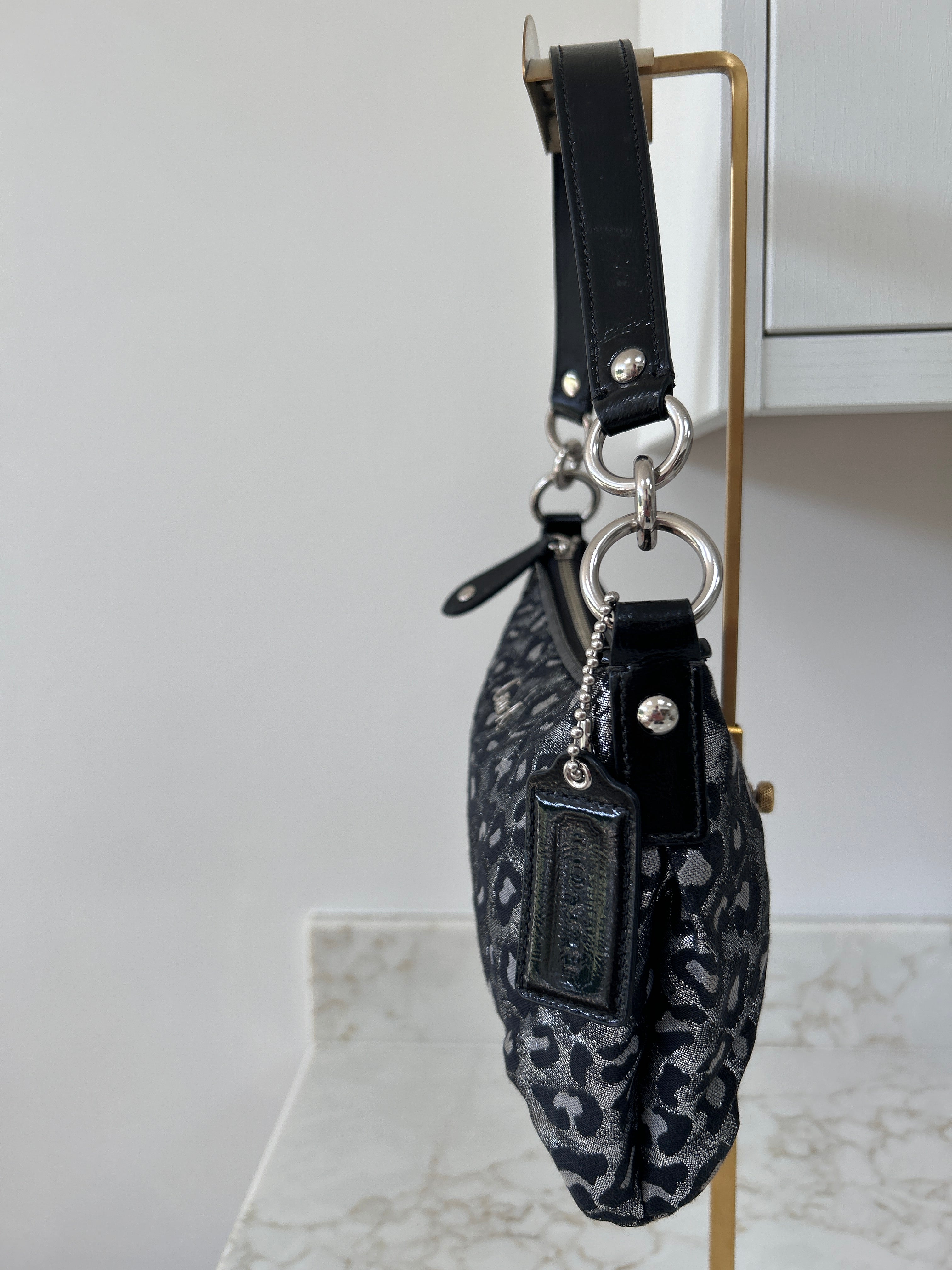 Vintage Coach leopard print shoulder bag