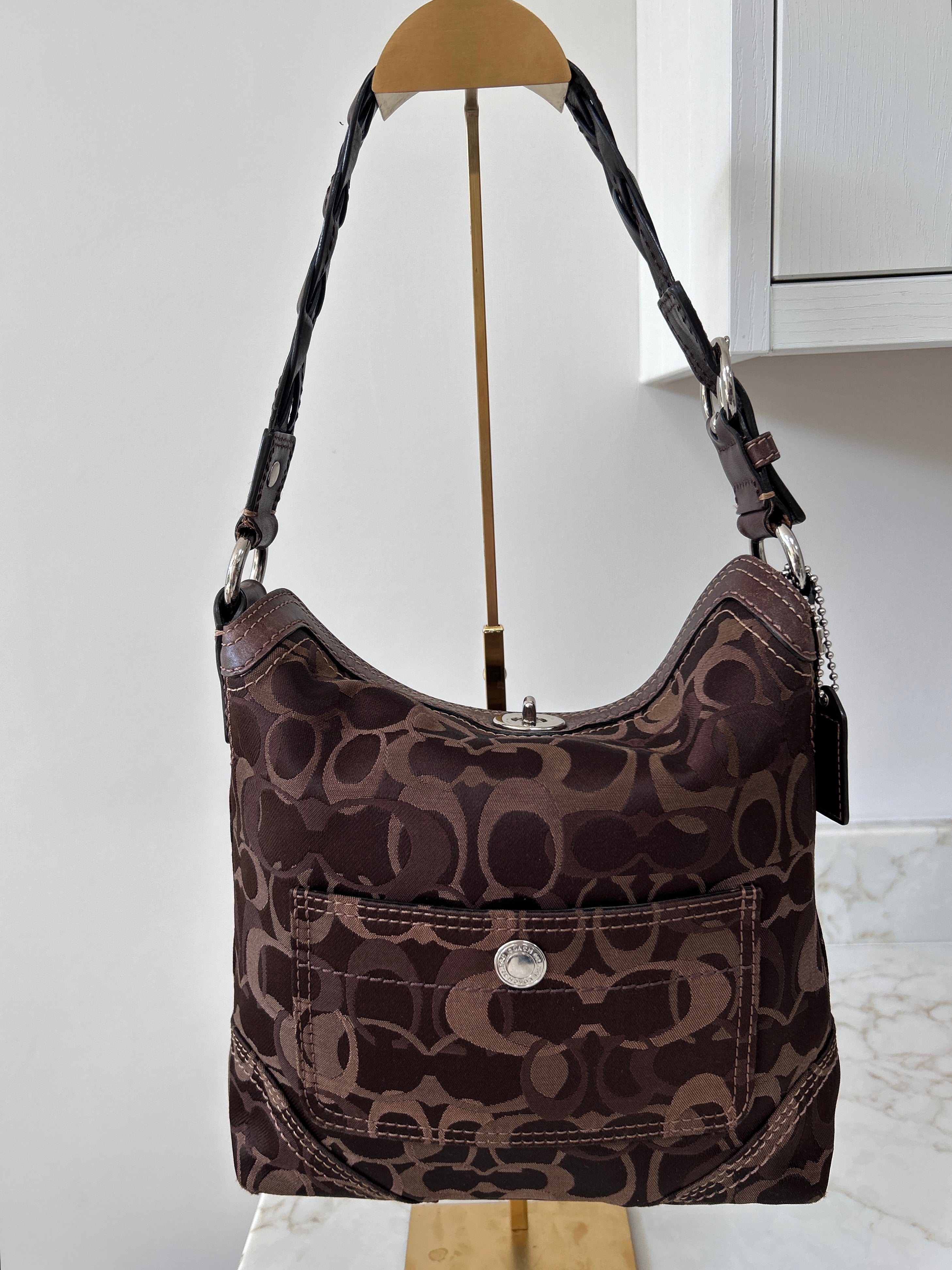 Vintage Coach dark brown turnlock shoulder bag