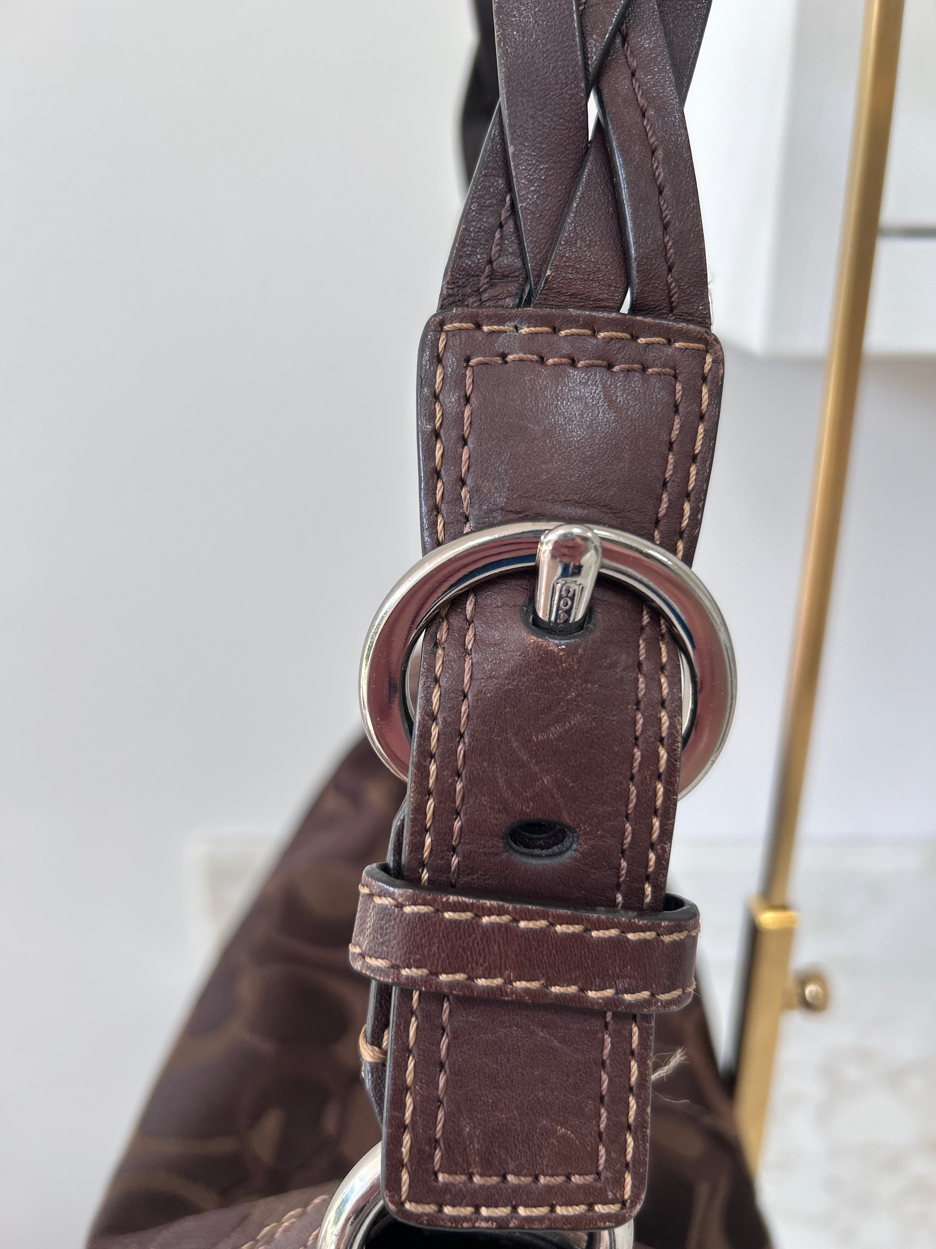 Vintage Coach dark brown turnlock shoulder bag
