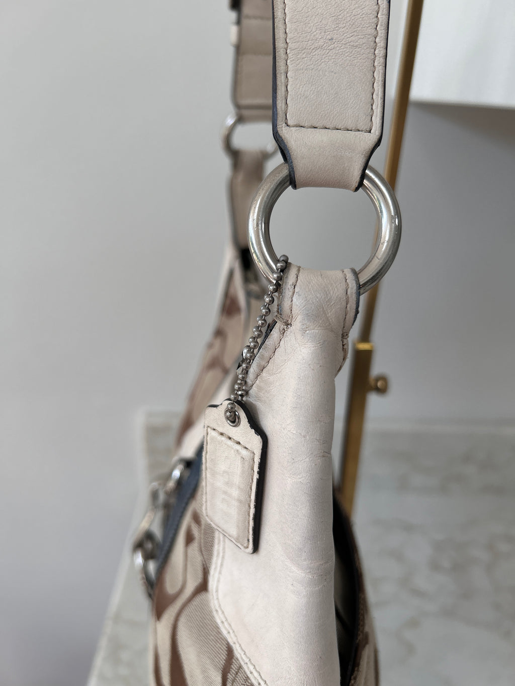 Vintage Coach clip shoulder bag
