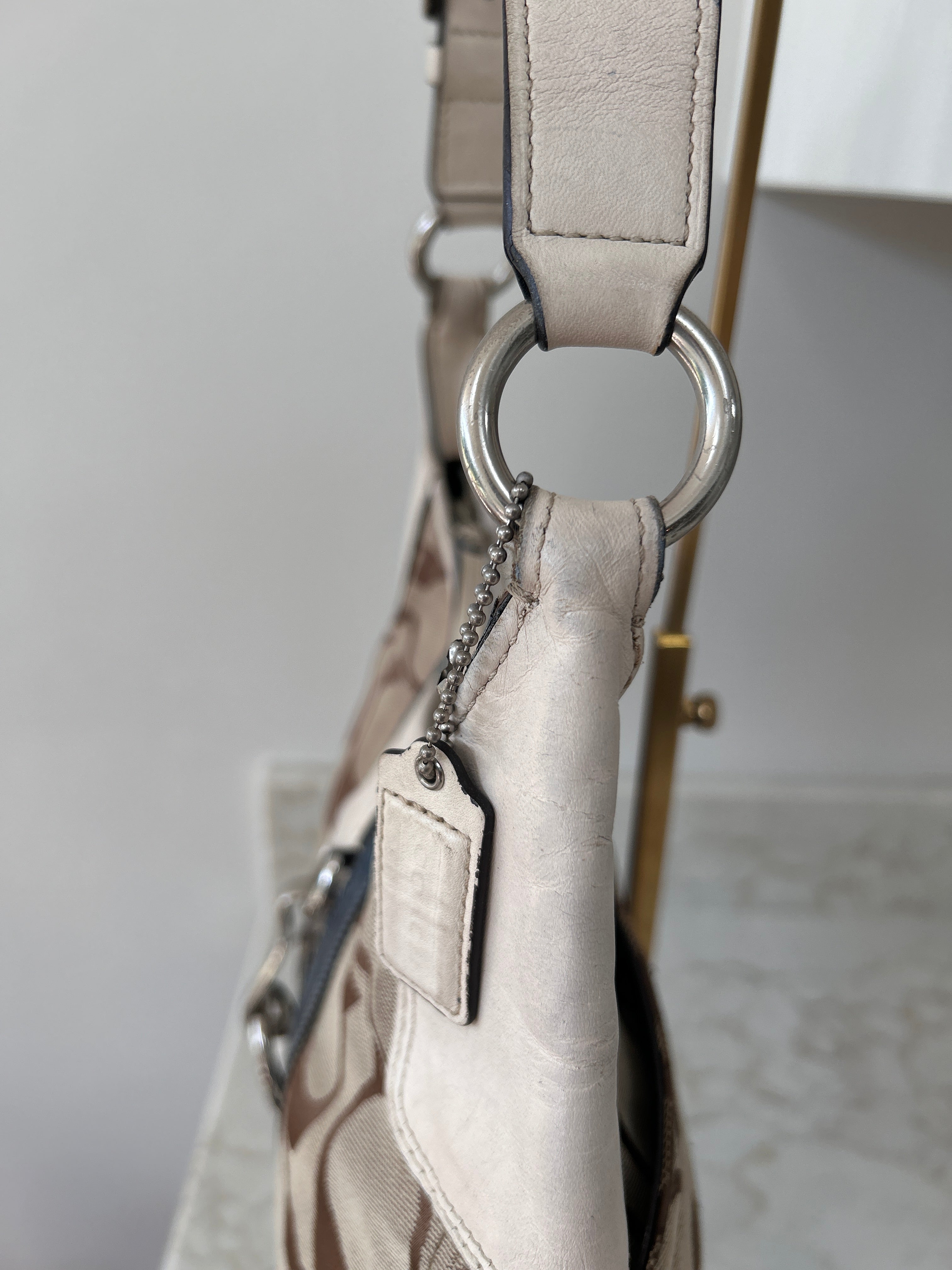 Vintage Coach clip shoulder bag