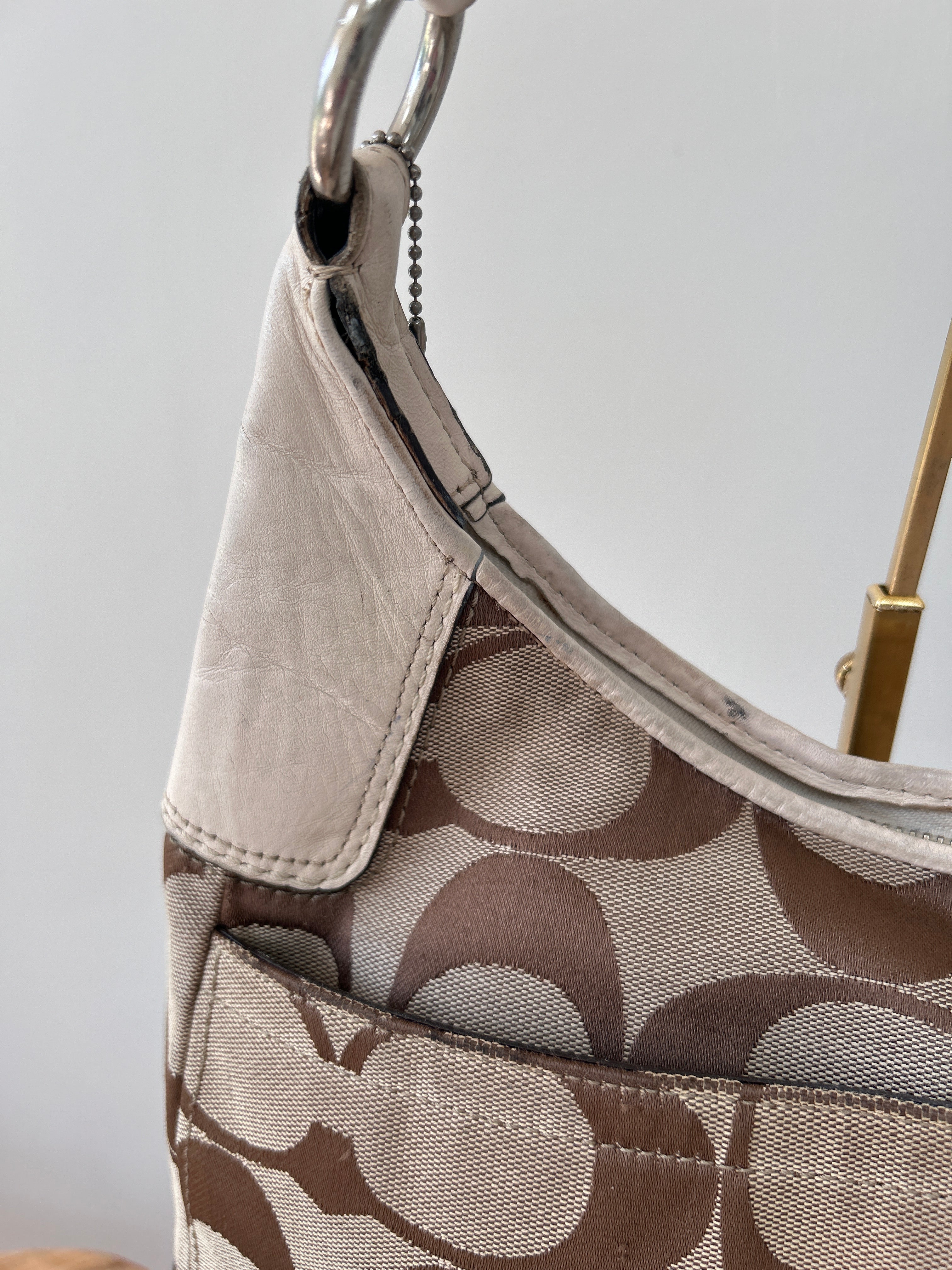 Vintage Coach clip shoulder bag