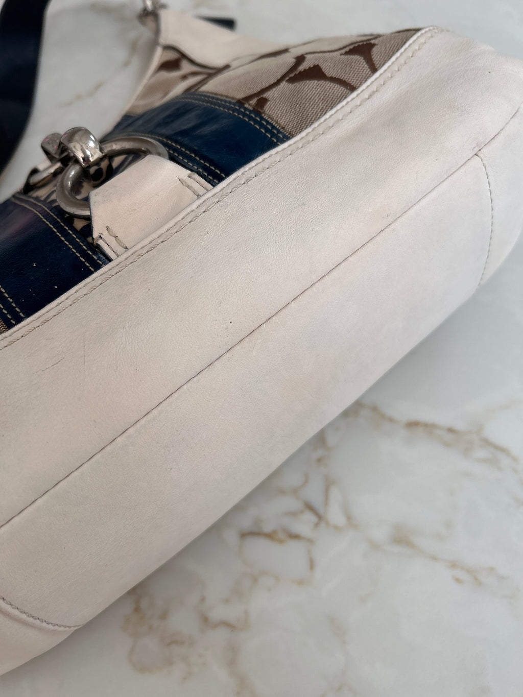 Vintage Coach clip shoulder bag
