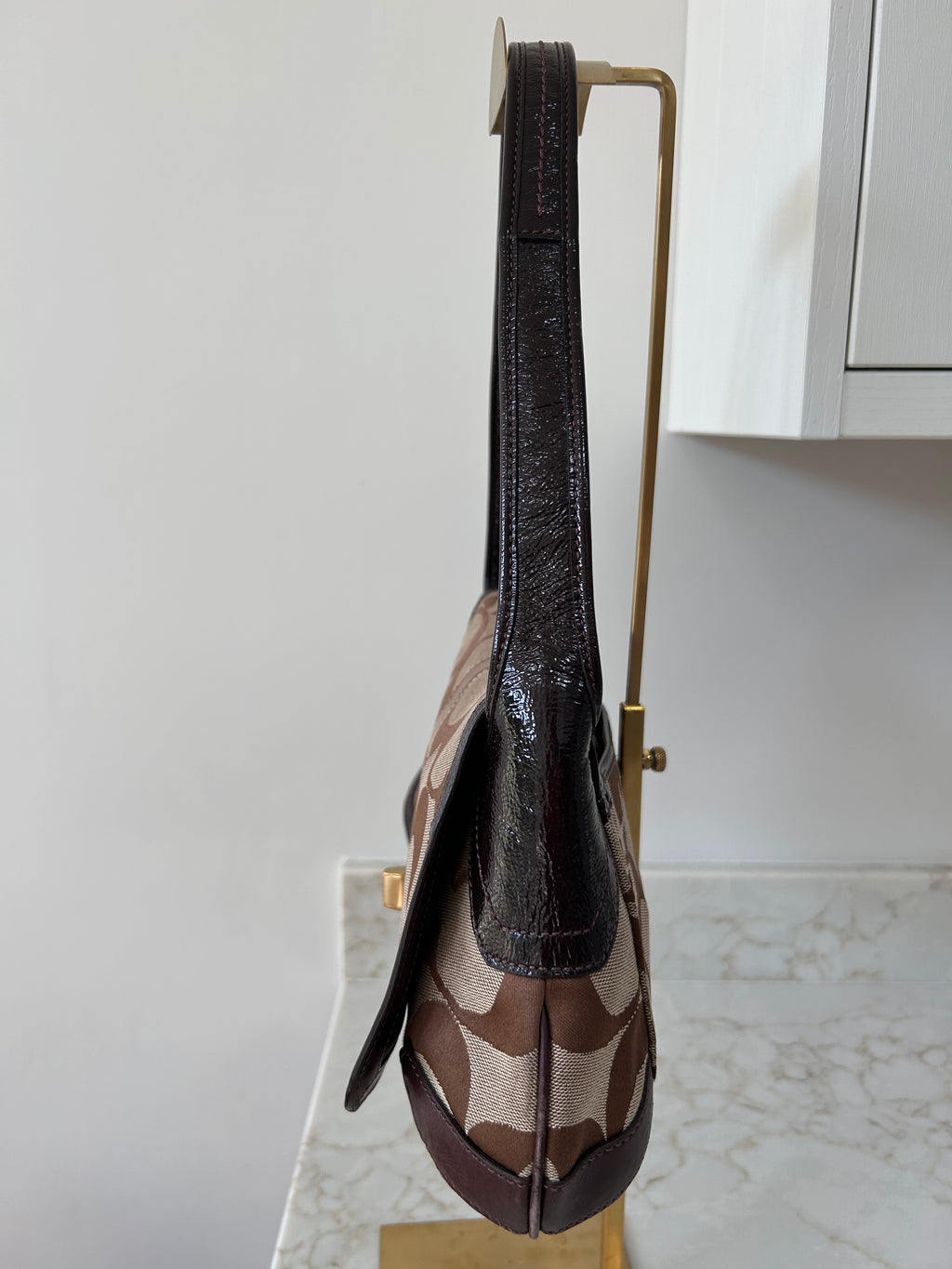Vintage Coach turnlock shoulder bag