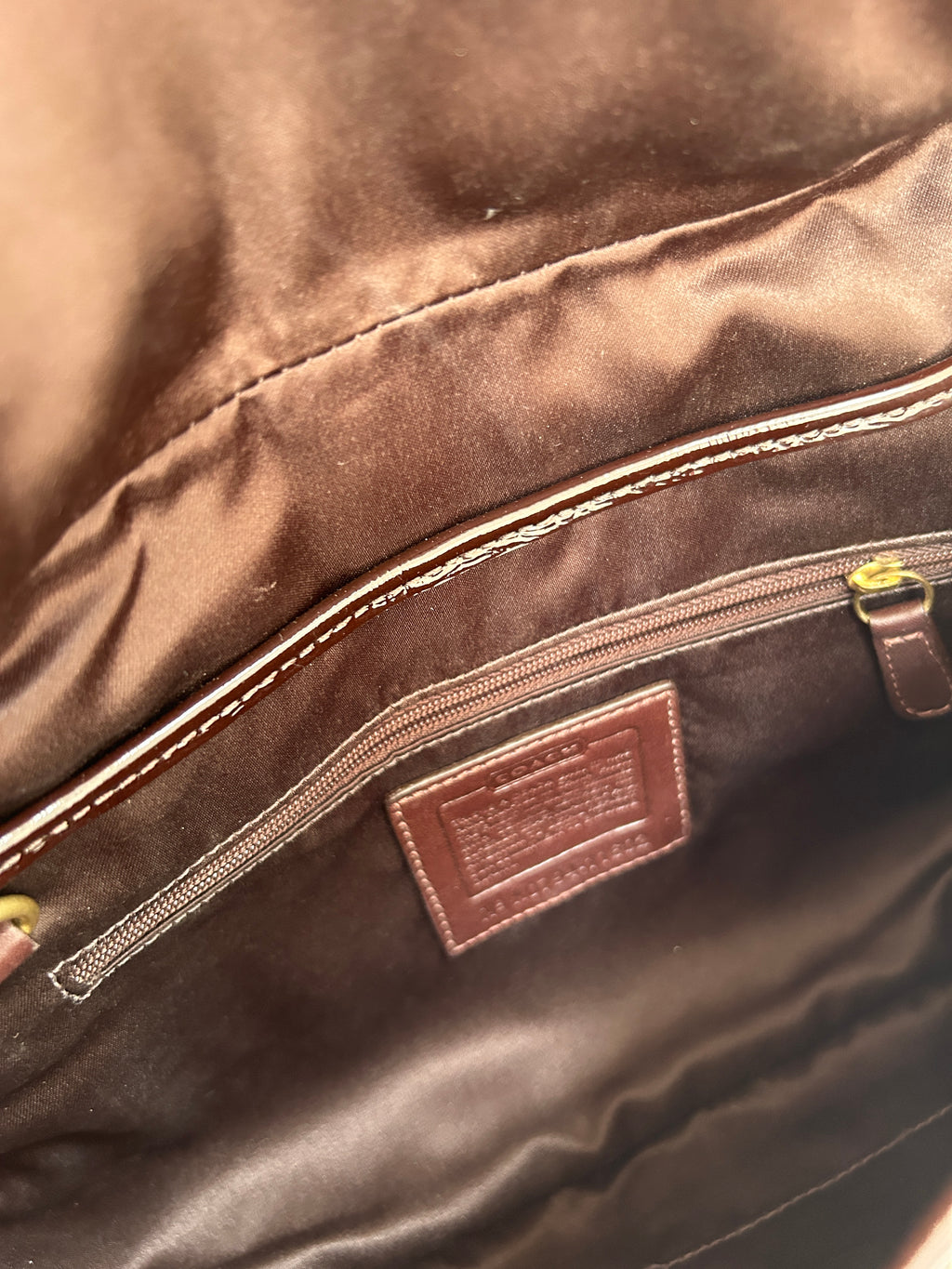 Vintage Coach turnlock shoulder bag