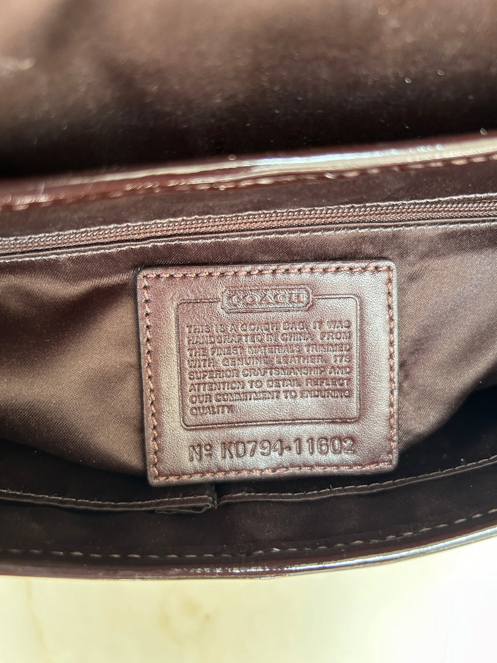 Vintage Coach turnlock shoulder bag