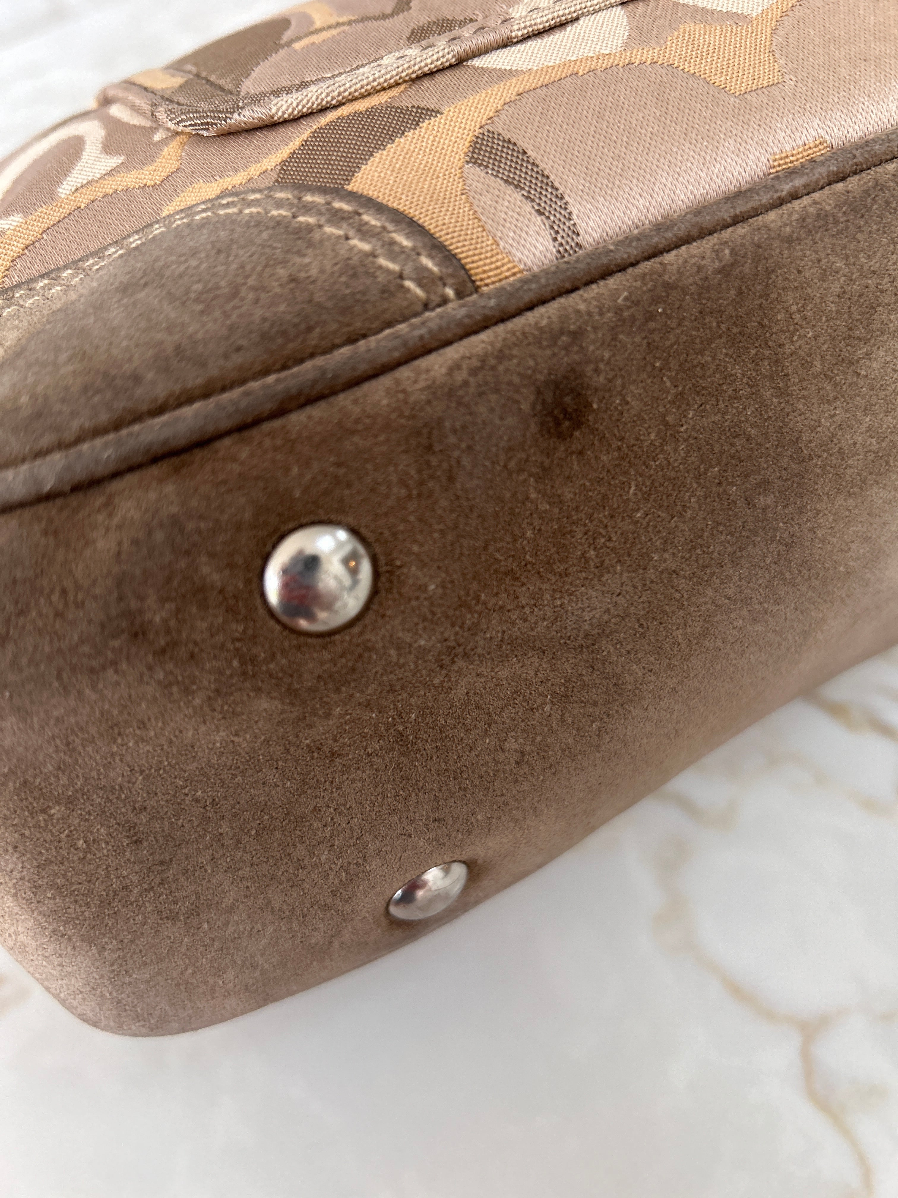Vintage Coach optic monogram shoulder bag
