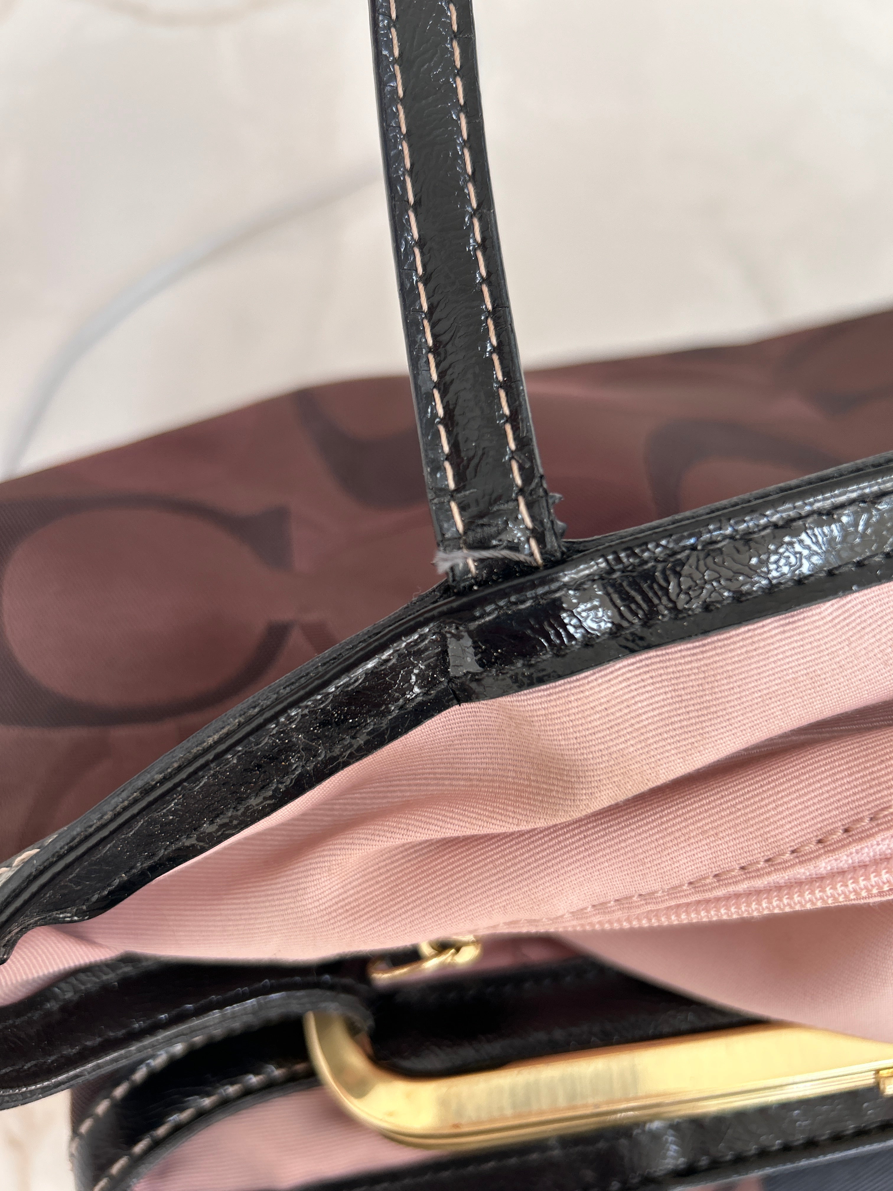 Vintage Coach dark brown kisslock shoulder bag