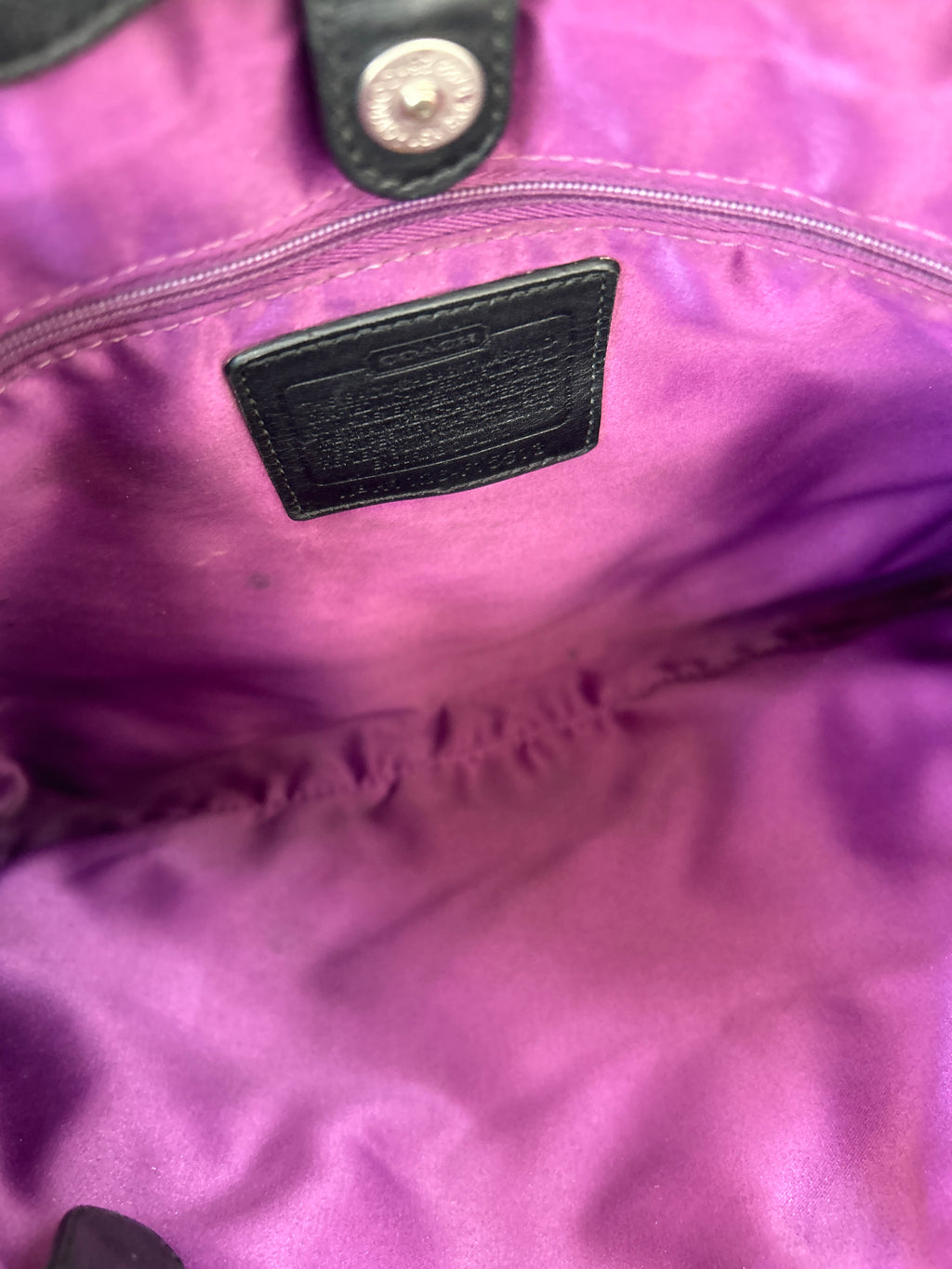 Vintage Coach black leather shoulder bag