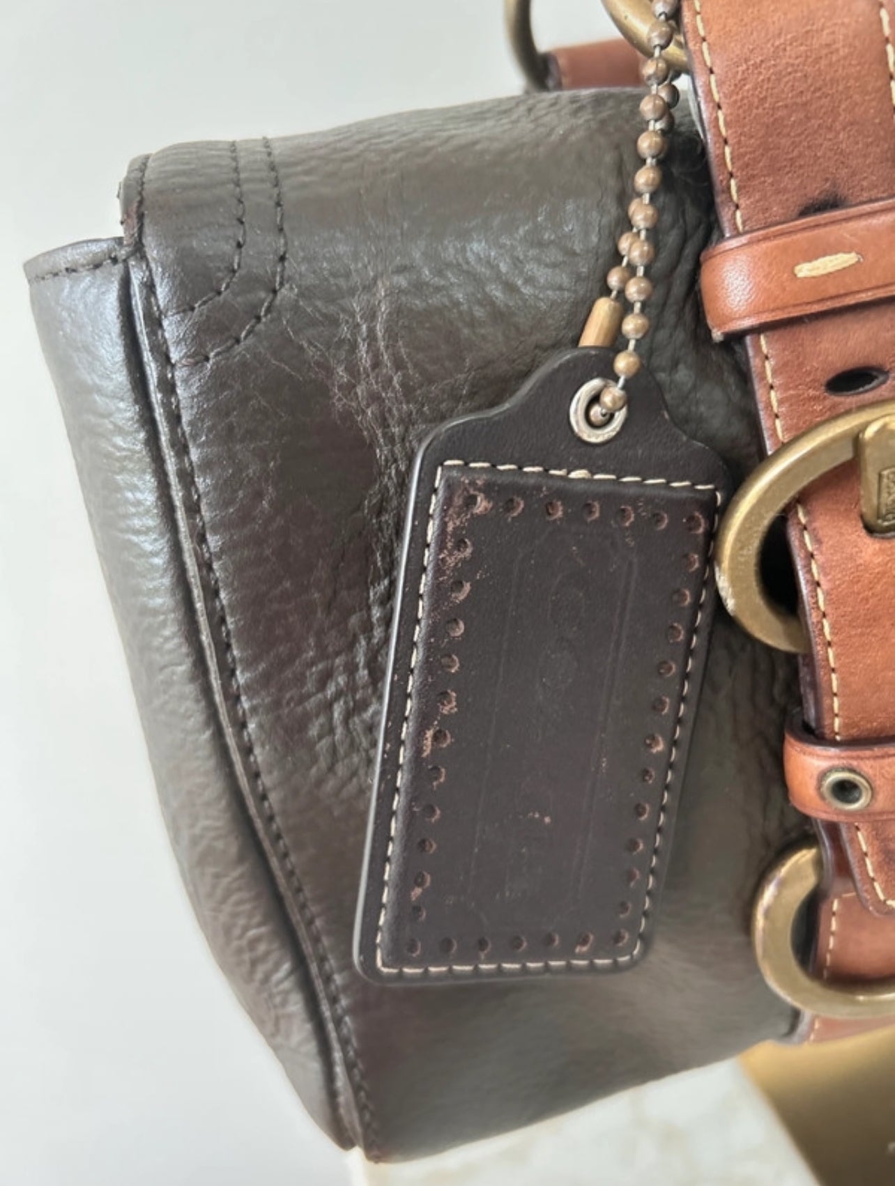 Vintage Coach 10139 leather shoulder bag