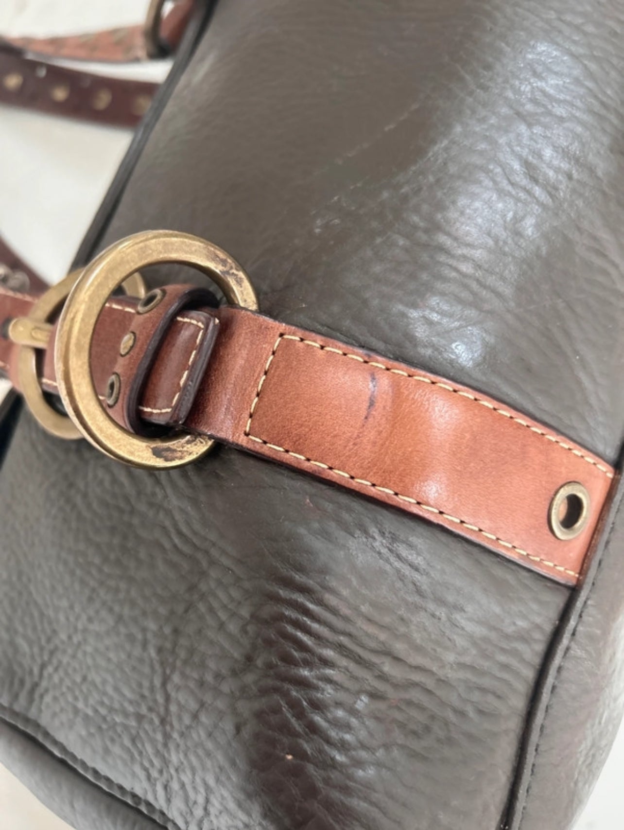 Vintage Coach 10139 leather shoulder bag