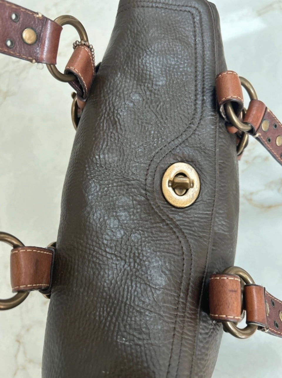 Vintage Coach 10139 leather shoulder bag