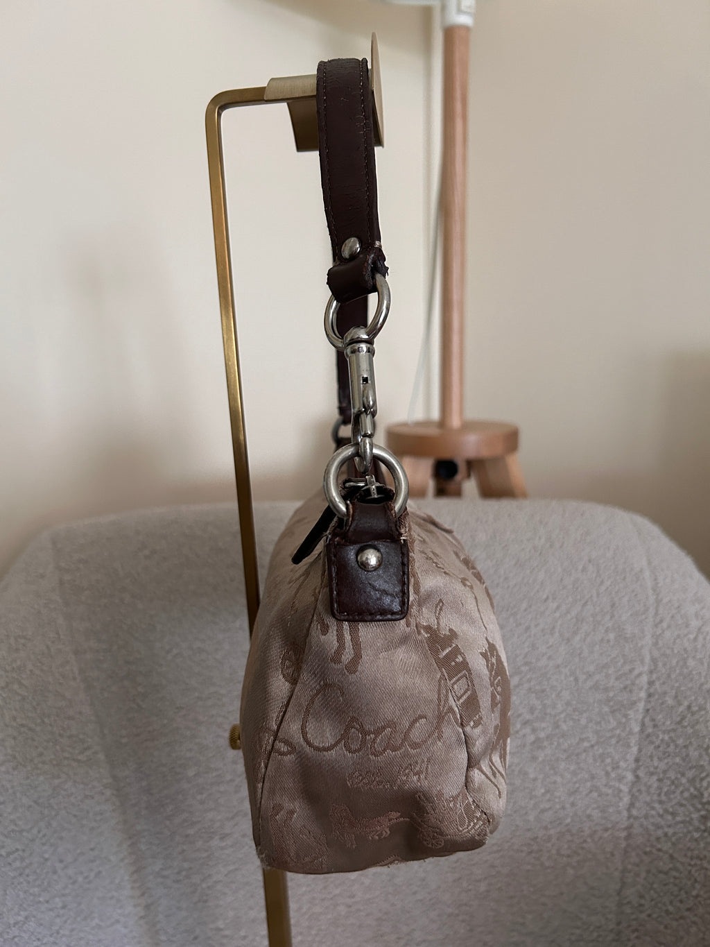 Vintage Coach horse and carriage shoulder bag