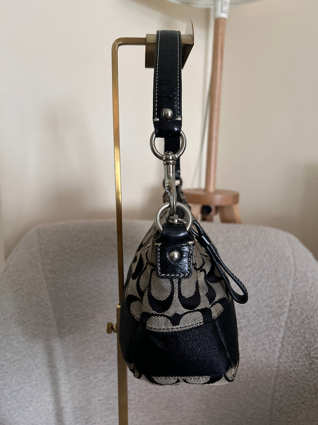 Vintage Coach black stripe shoulder bag