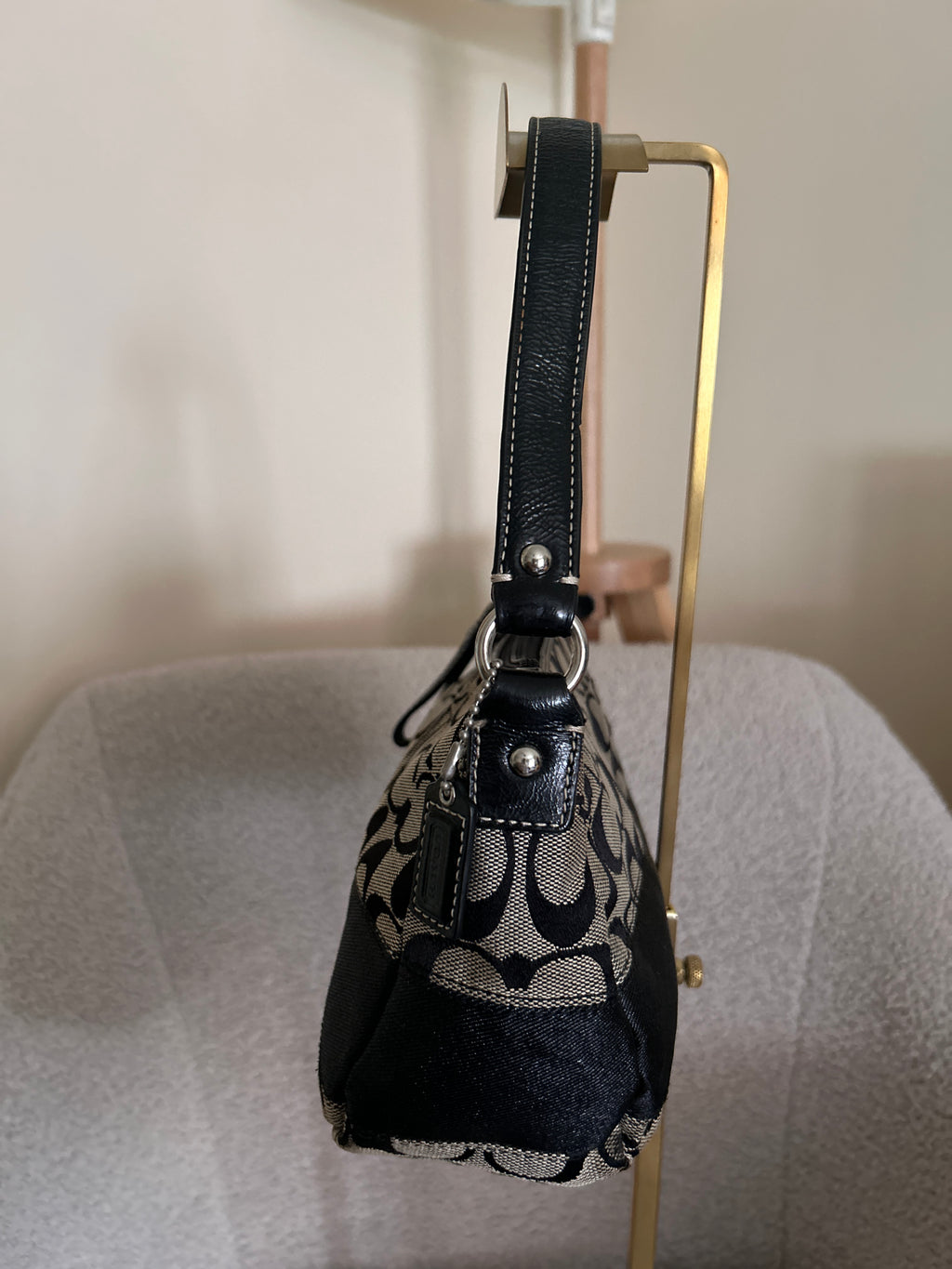 Vintage Coach black stripe shoulder bag