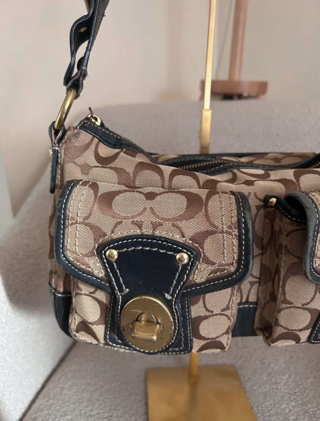 Vintage Coach F12869 Legacy shoulder bag