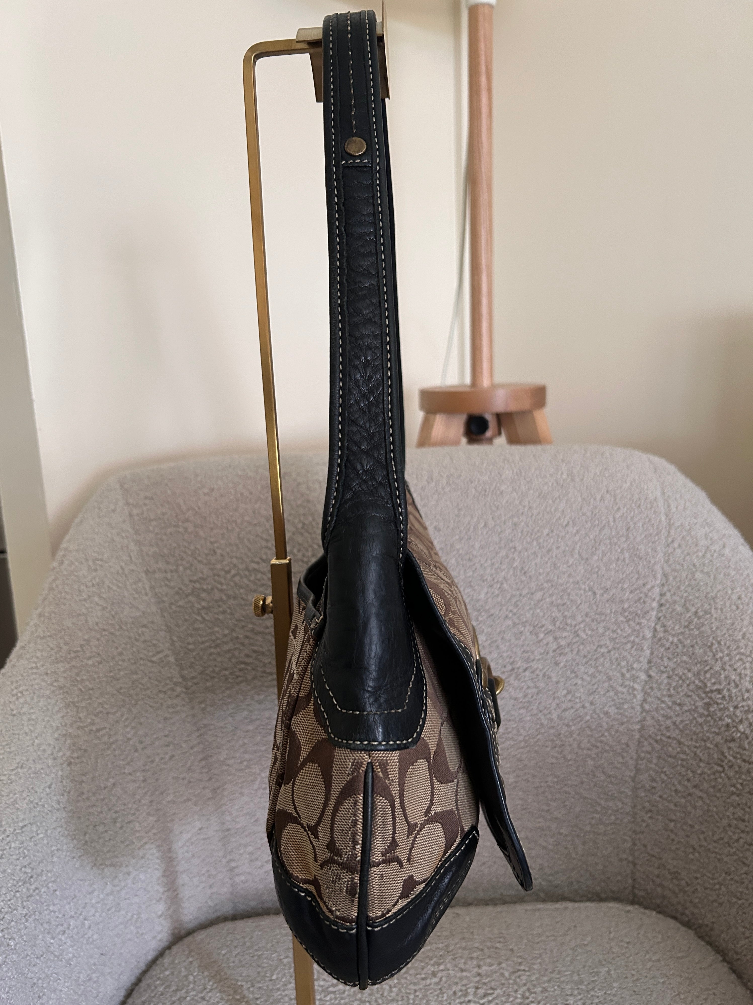 Vintage Coach Ergo clip shoulder bag