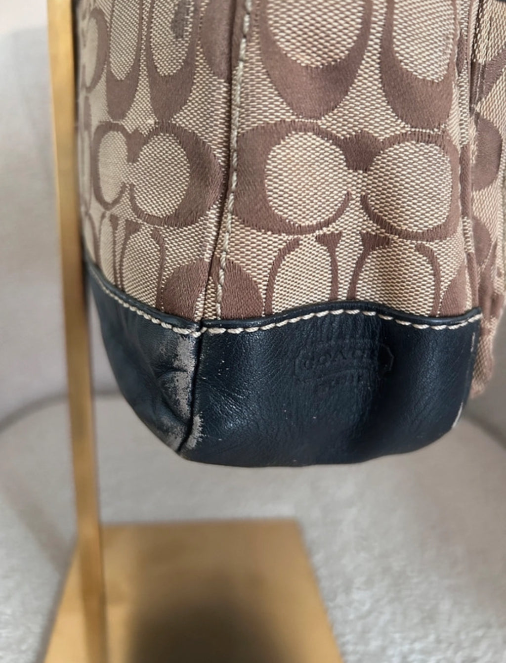 Vintage Coach F12869 Legacy shoulder bag
