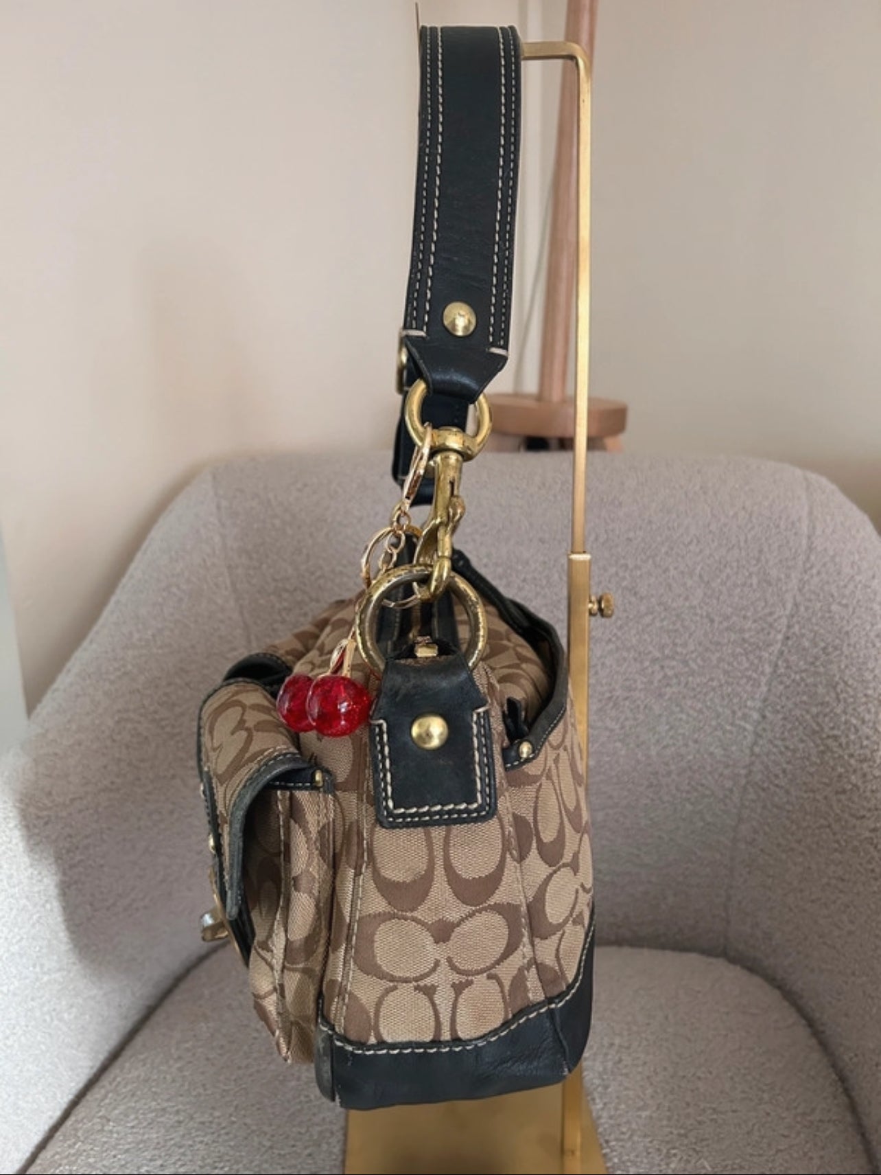Vintage Coach F12869 Legacy shoulder bag