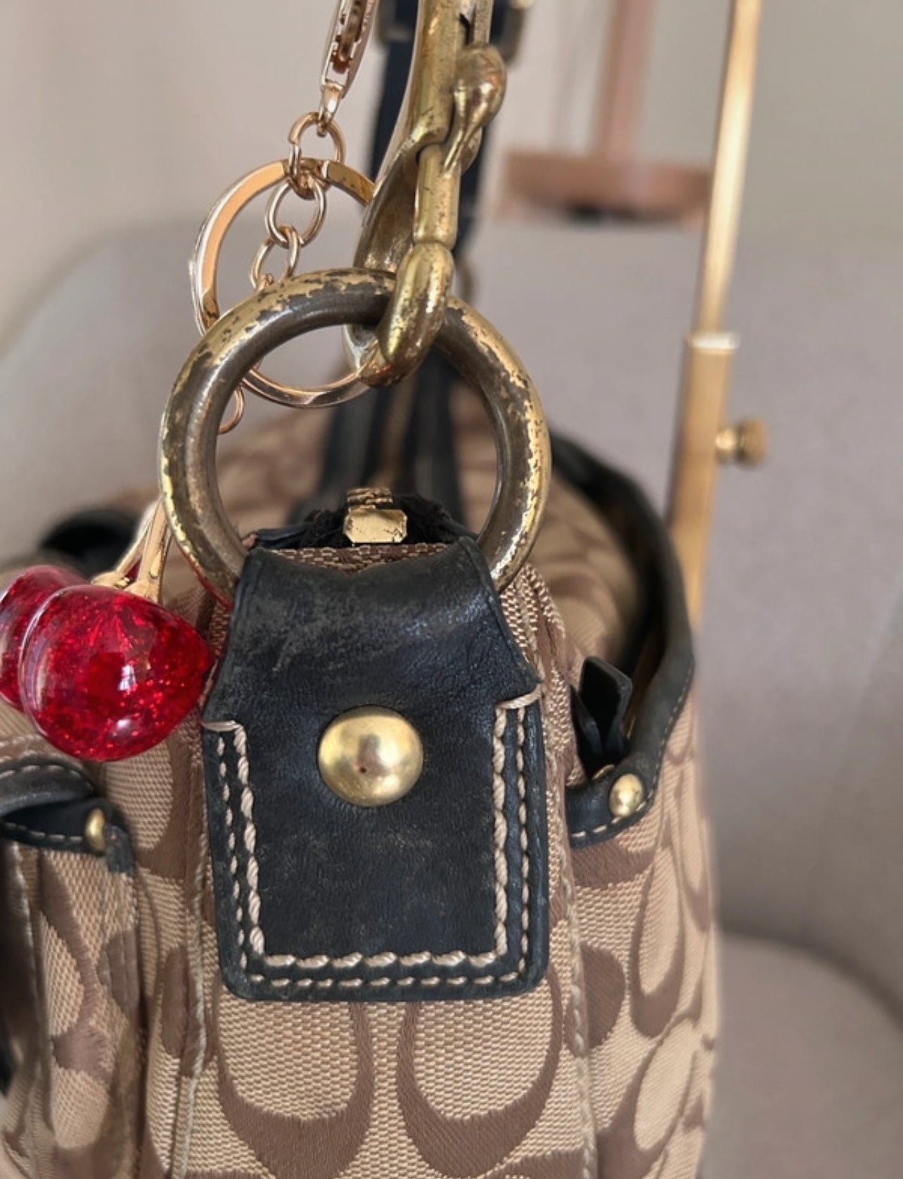 Vintage Coach F12869 Legacy shoulder bag