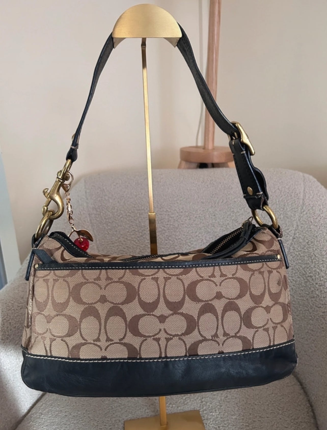Vintage Coach F12869 Legacy shoulder bag