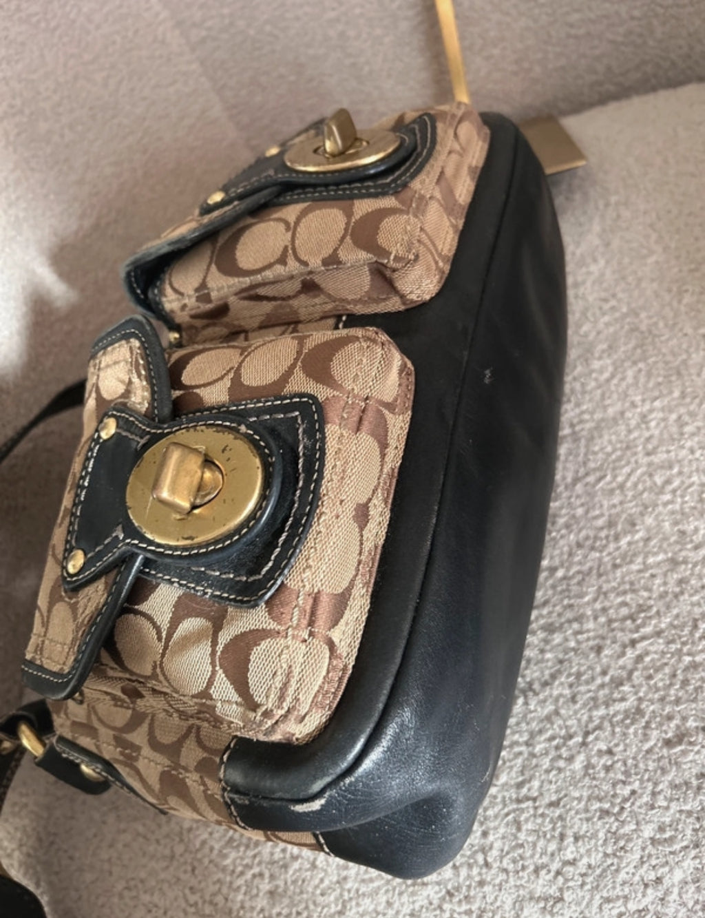 Vintage Coach F12869 Legacy shoulder bag