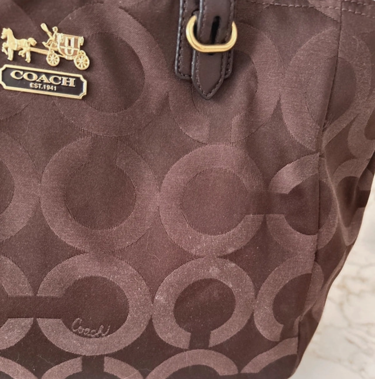 Vintage Coach chocolate brown shoulder bag