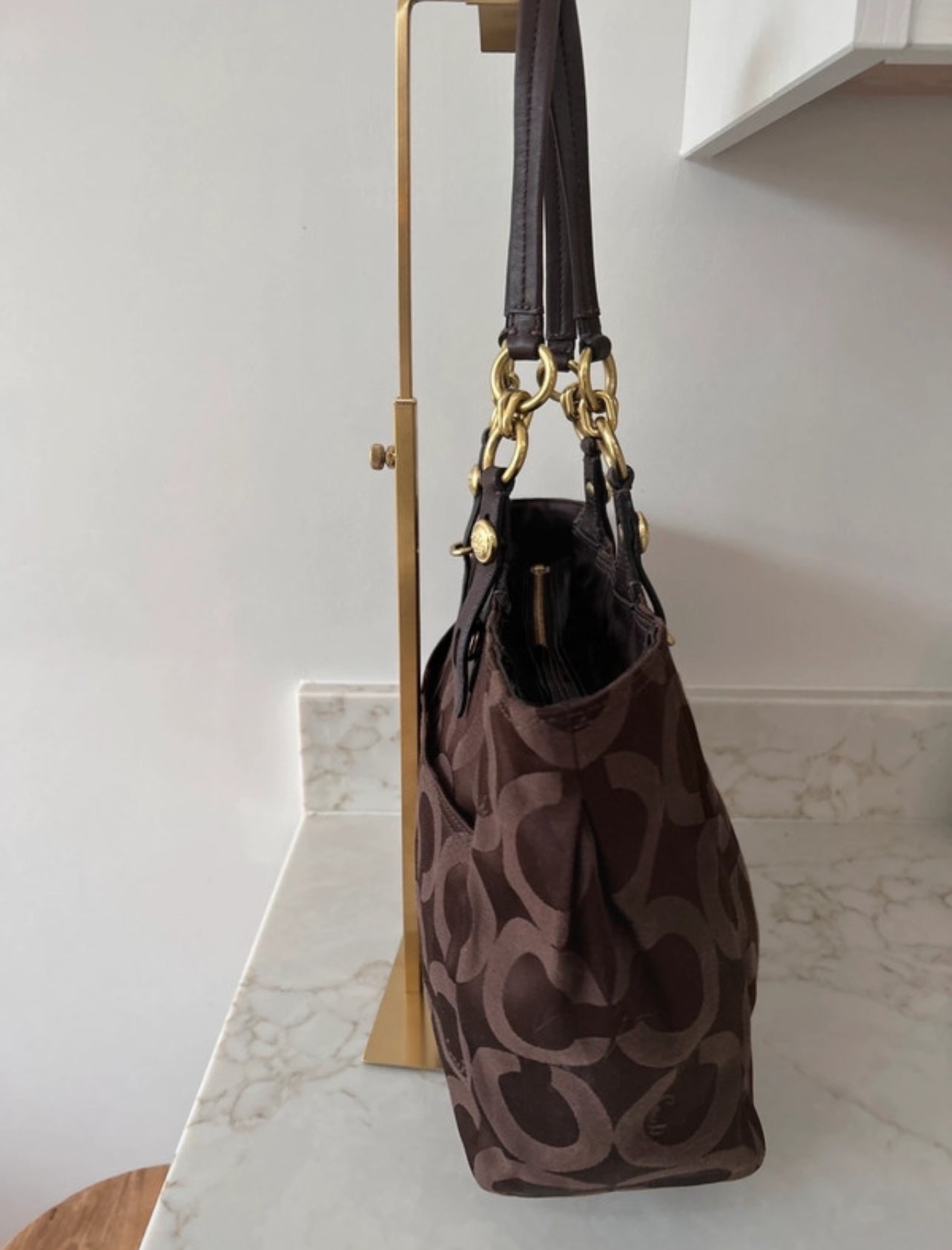 Vintage Coach chocolate brown shoulder bag