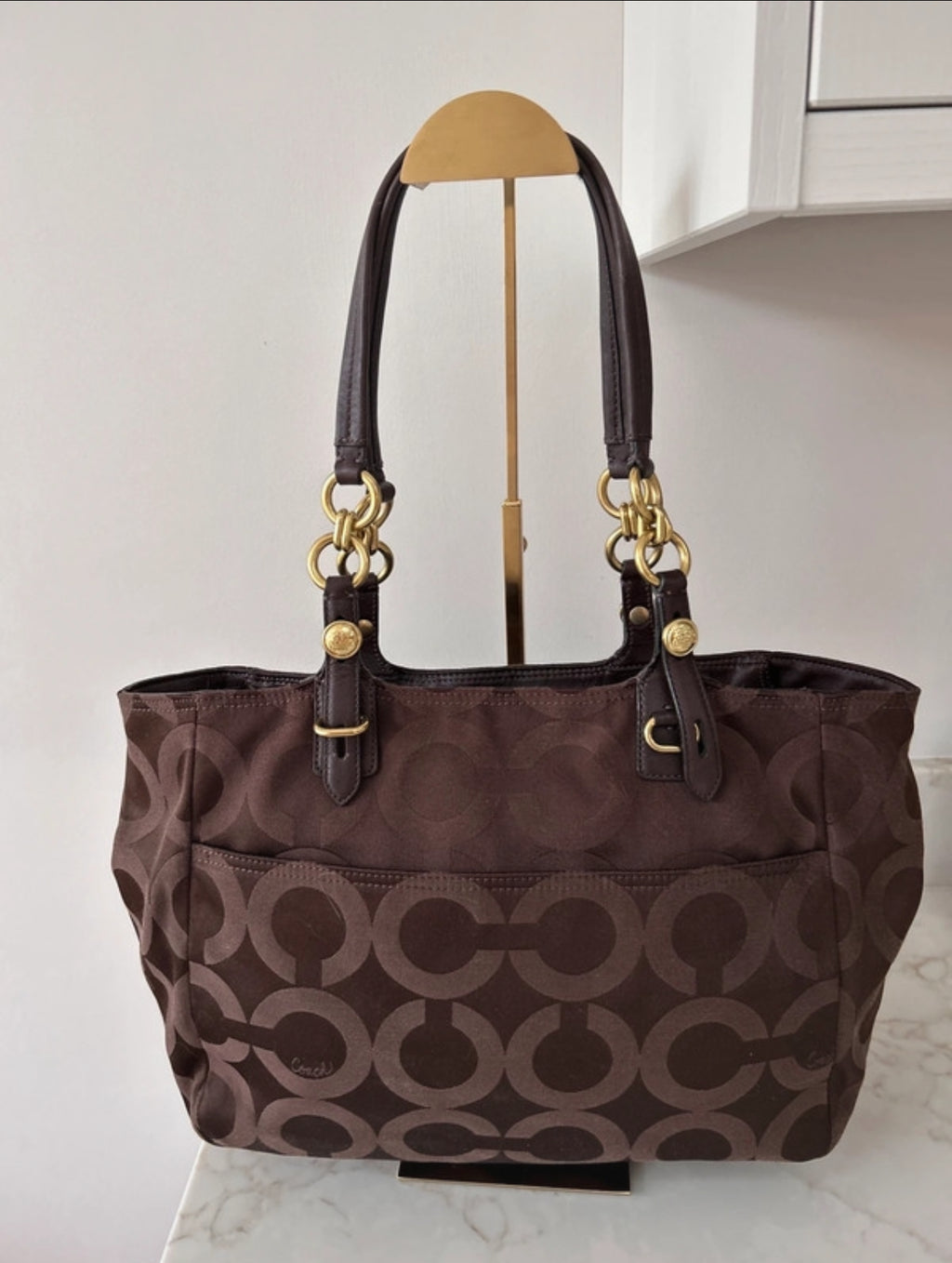Vintage Coach chocolate brown shoulder bag